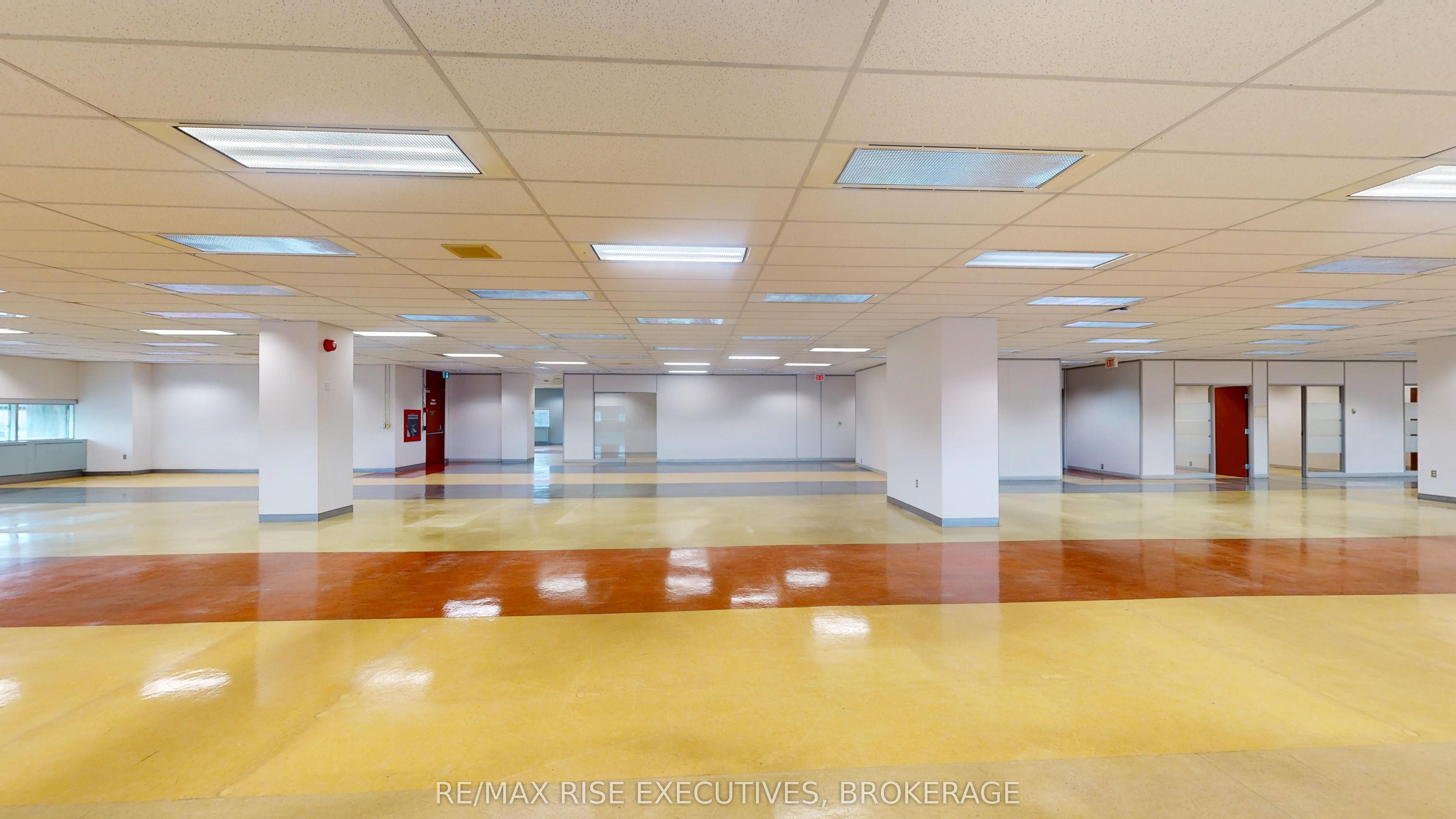 49 Place D' Armes 503 Property Photo 13
