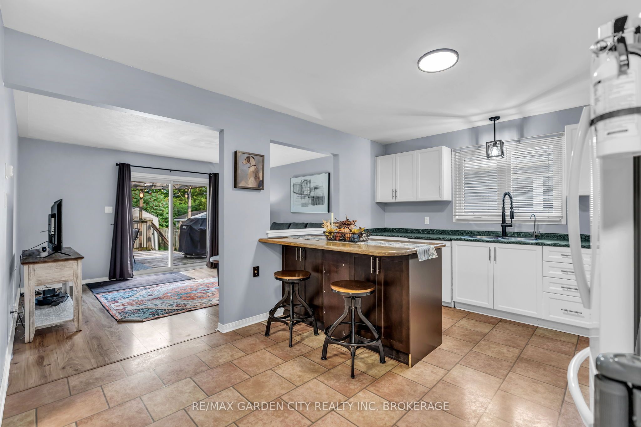 80 Beckett Boulevard Property Photo 6