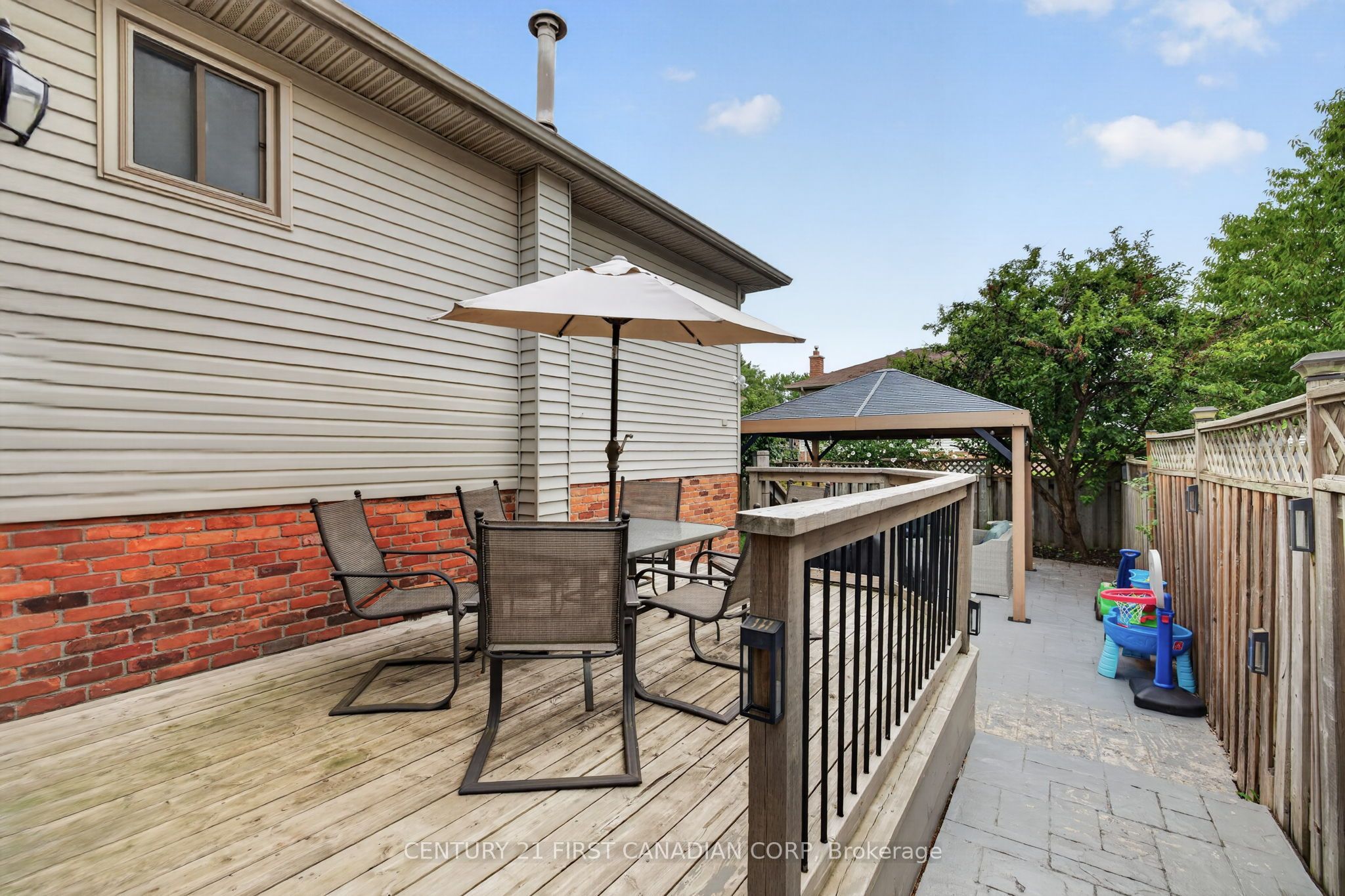 14 Kristina Crescent Property Photo 43