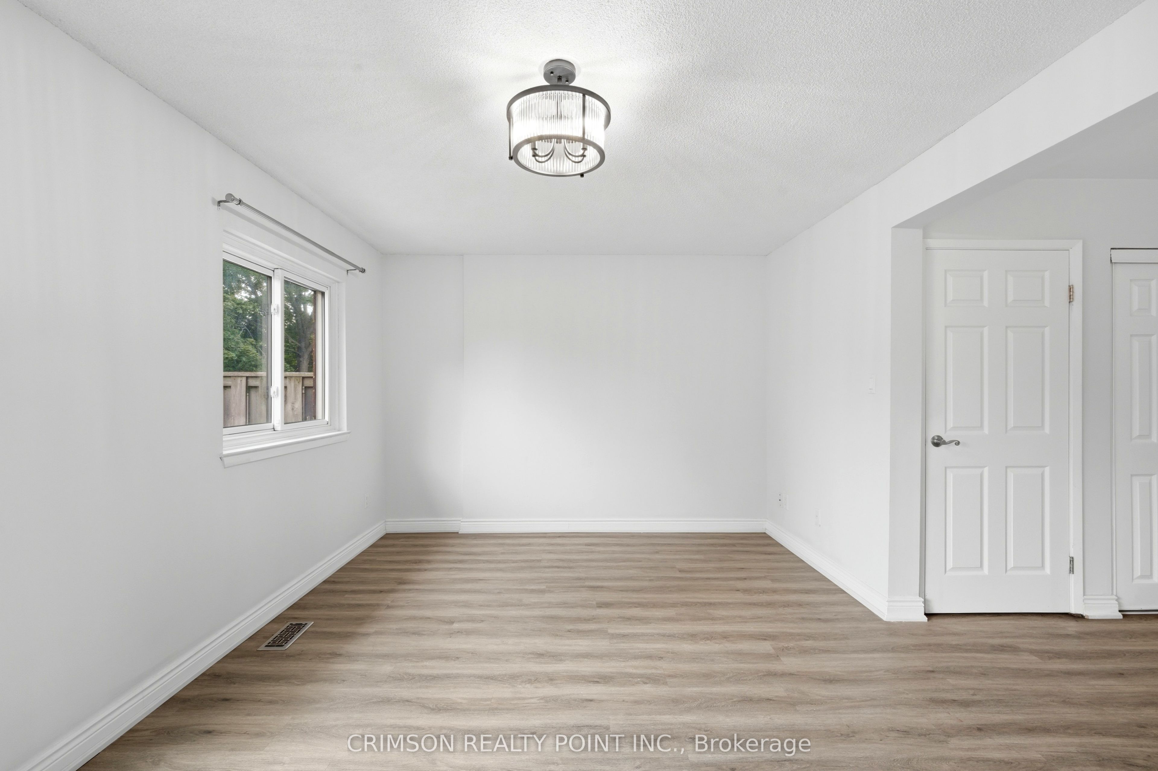 1350 Garth Street 77 Property Photo 10