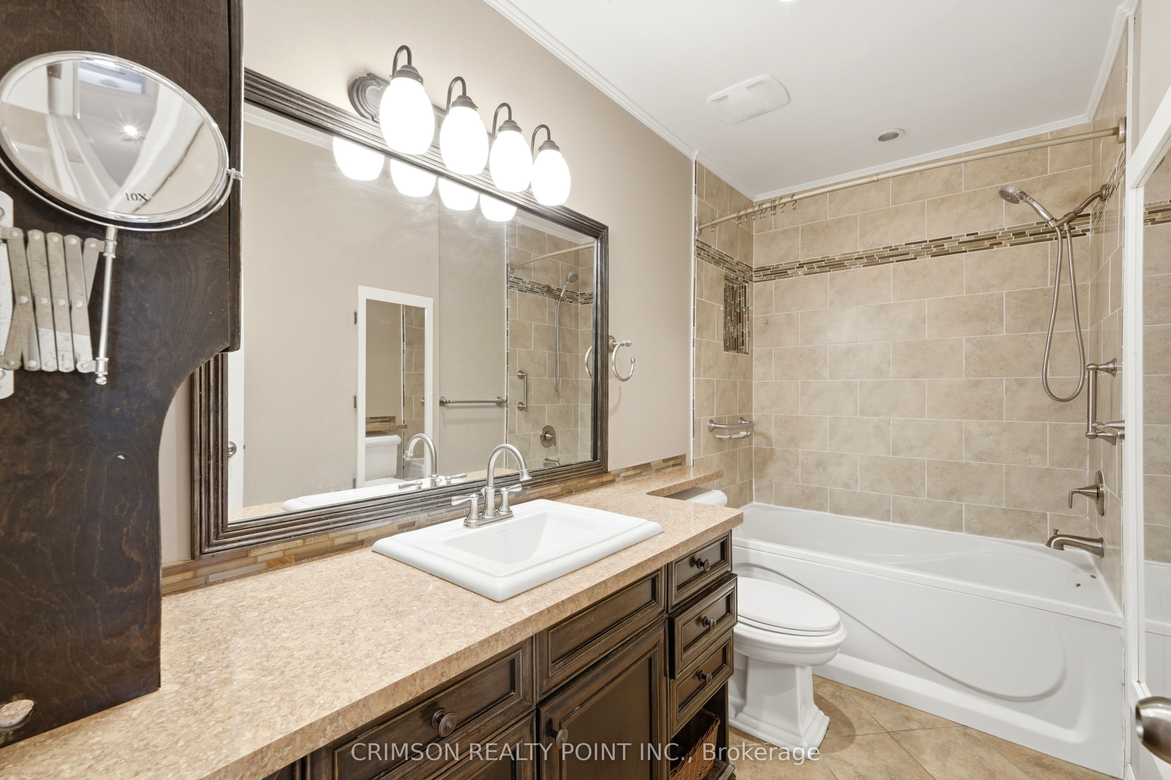 1350 Garth Street 77 Property Photo 15