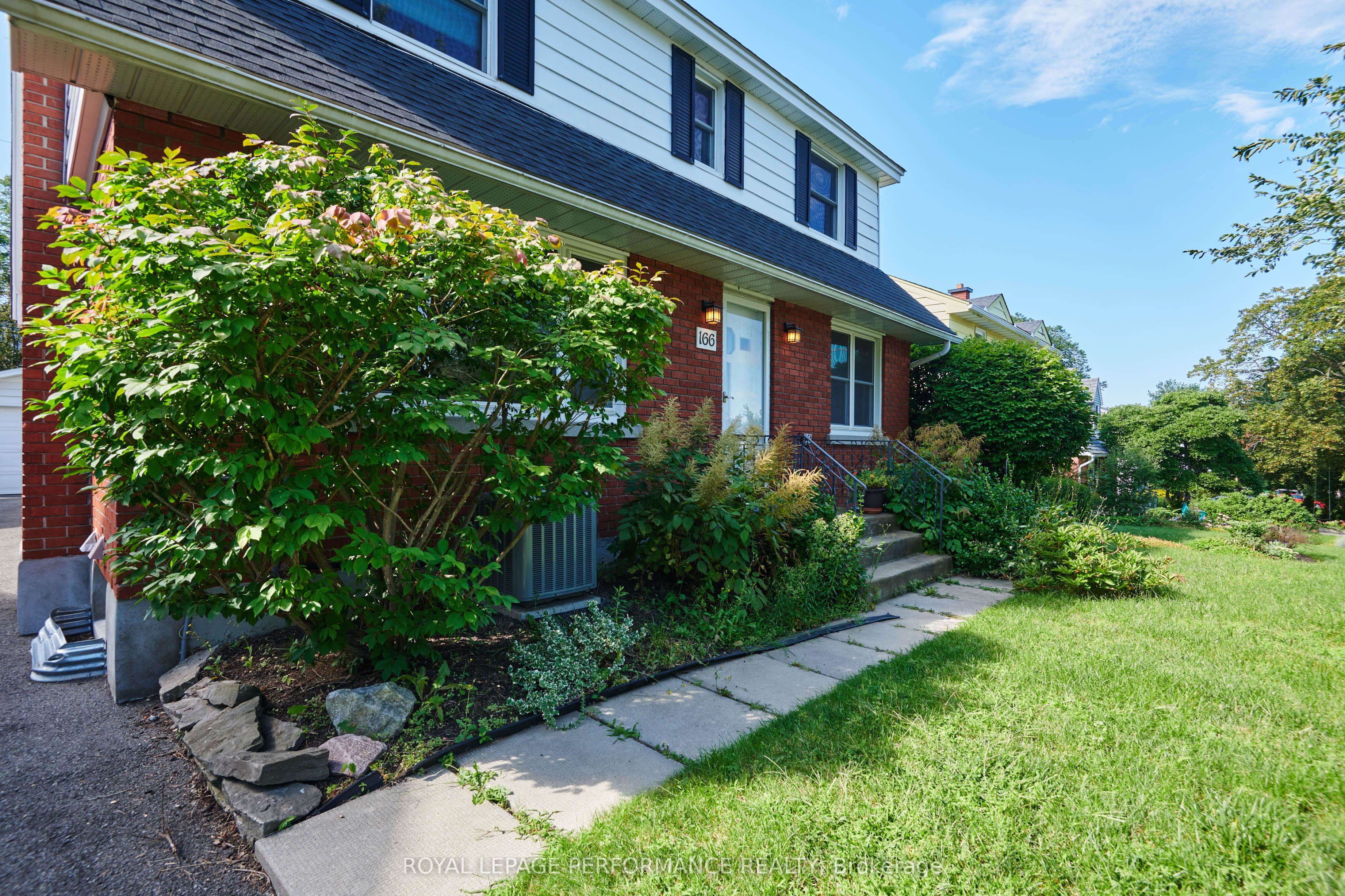 166 Winther Avenue Property Photo 3