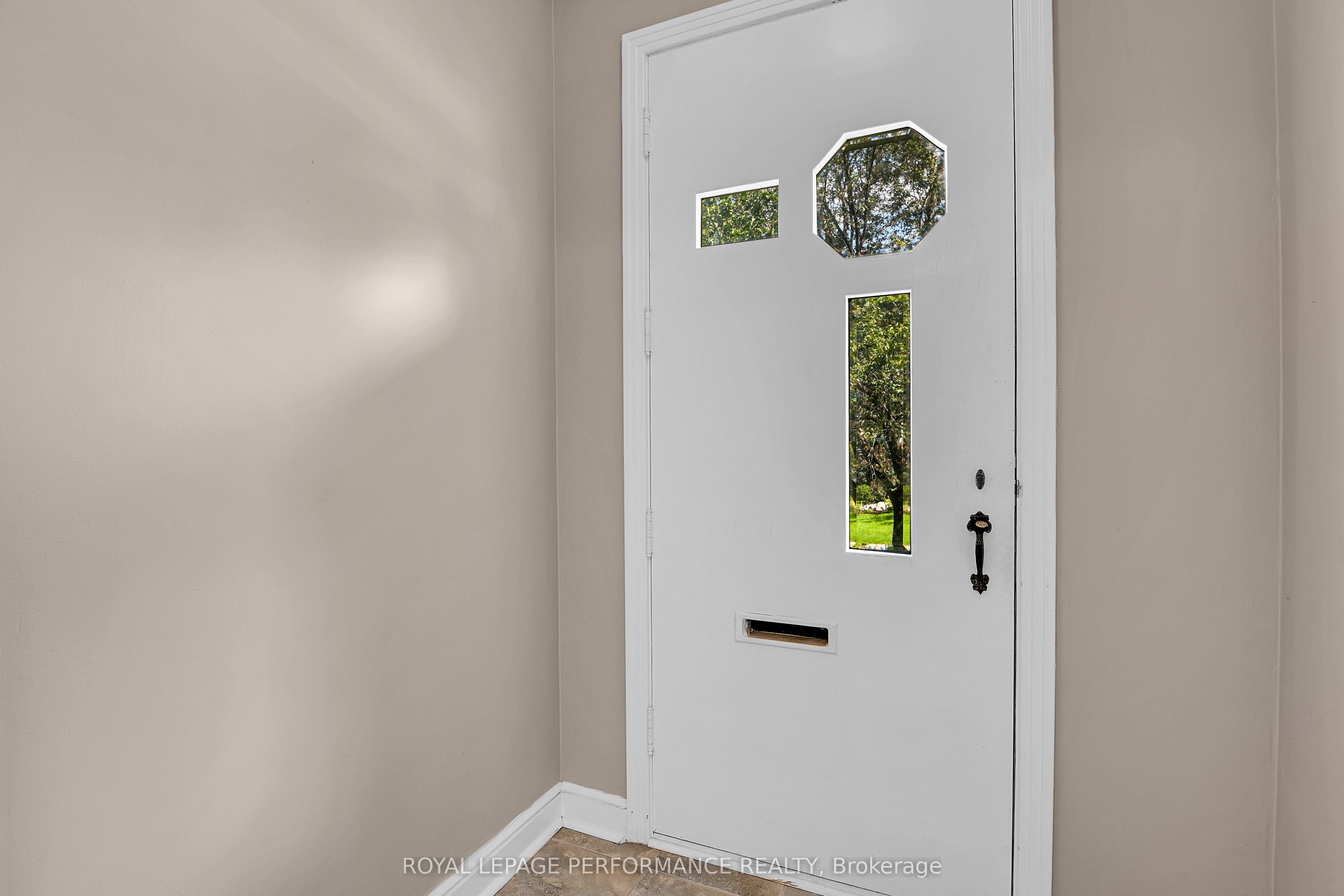 166 Winther Avenue Property Photo 4