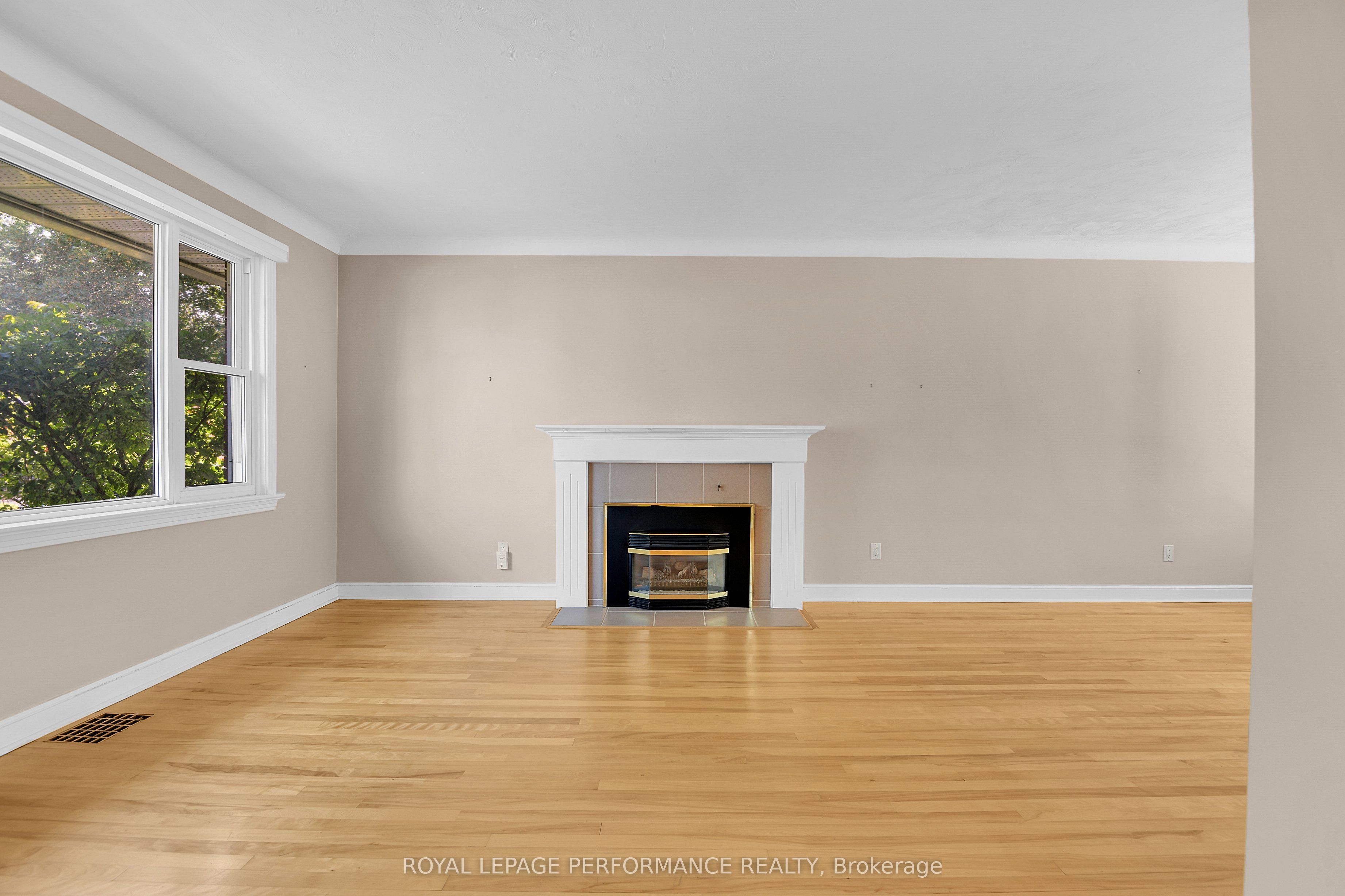 166 Winther Avenue Property Photo 7