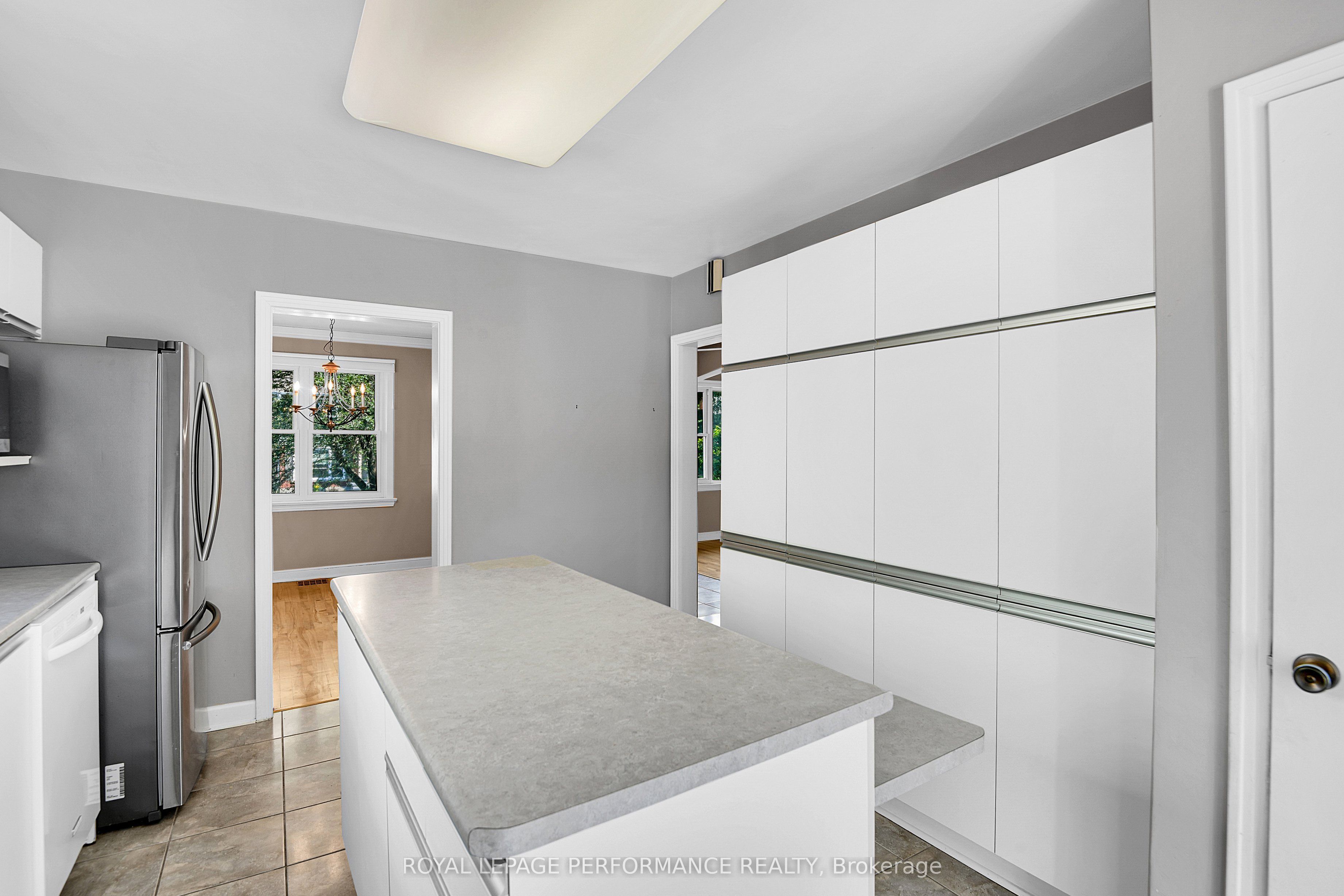 166 Winther Avenue Property Photo 15