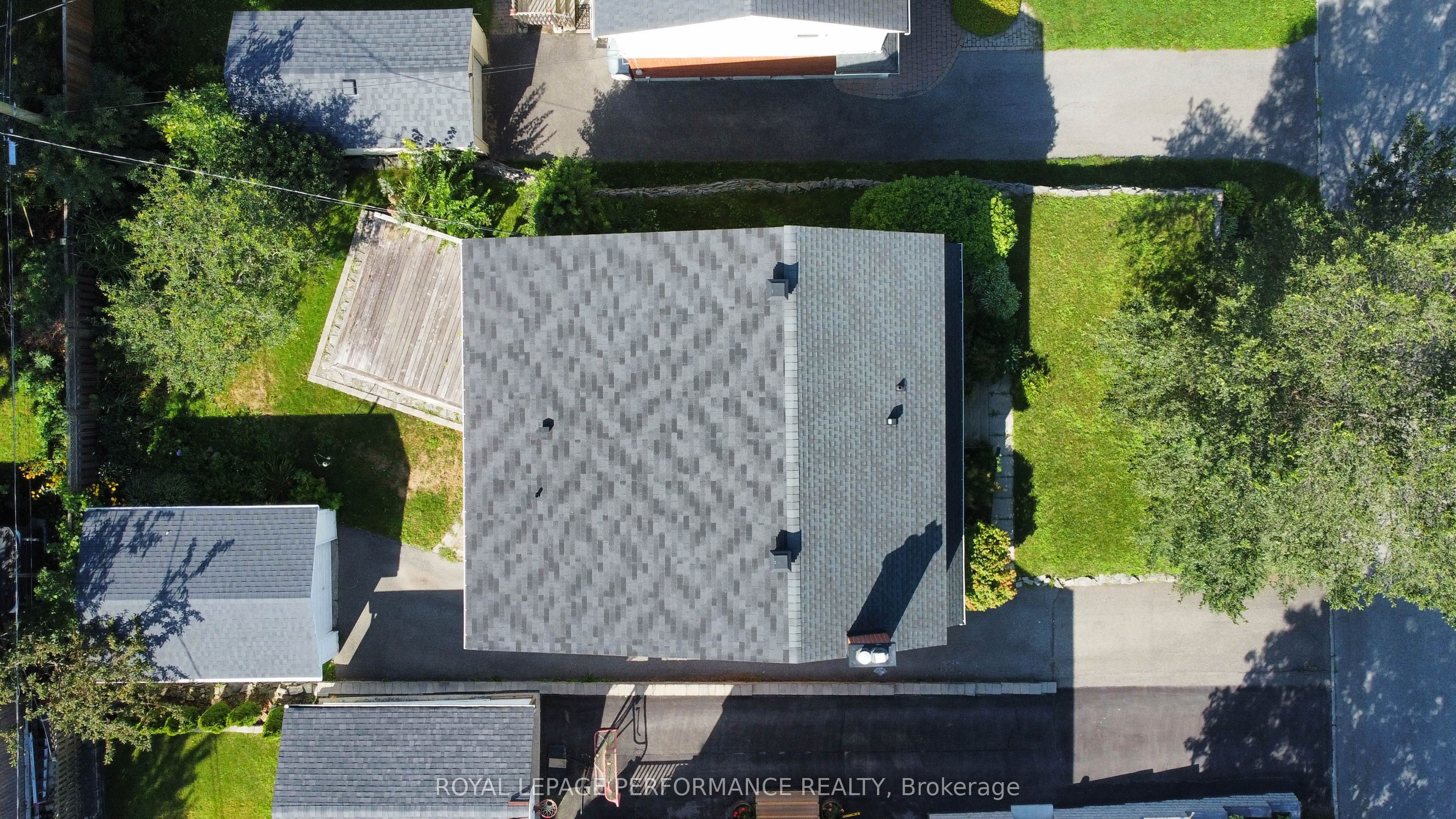 166 Winther Avenue Property Photo 39