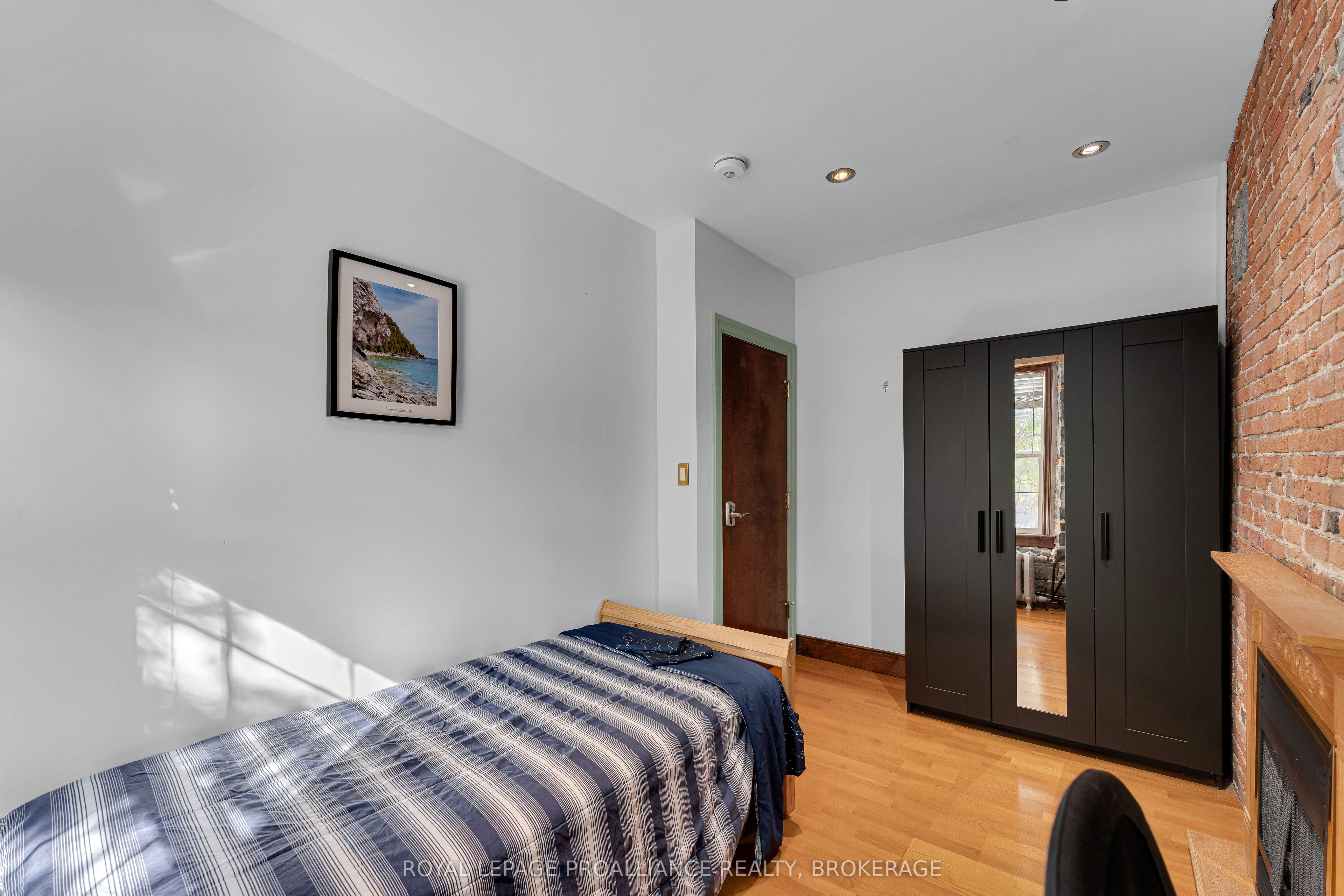 153-155 Brock Street Property Photo 19