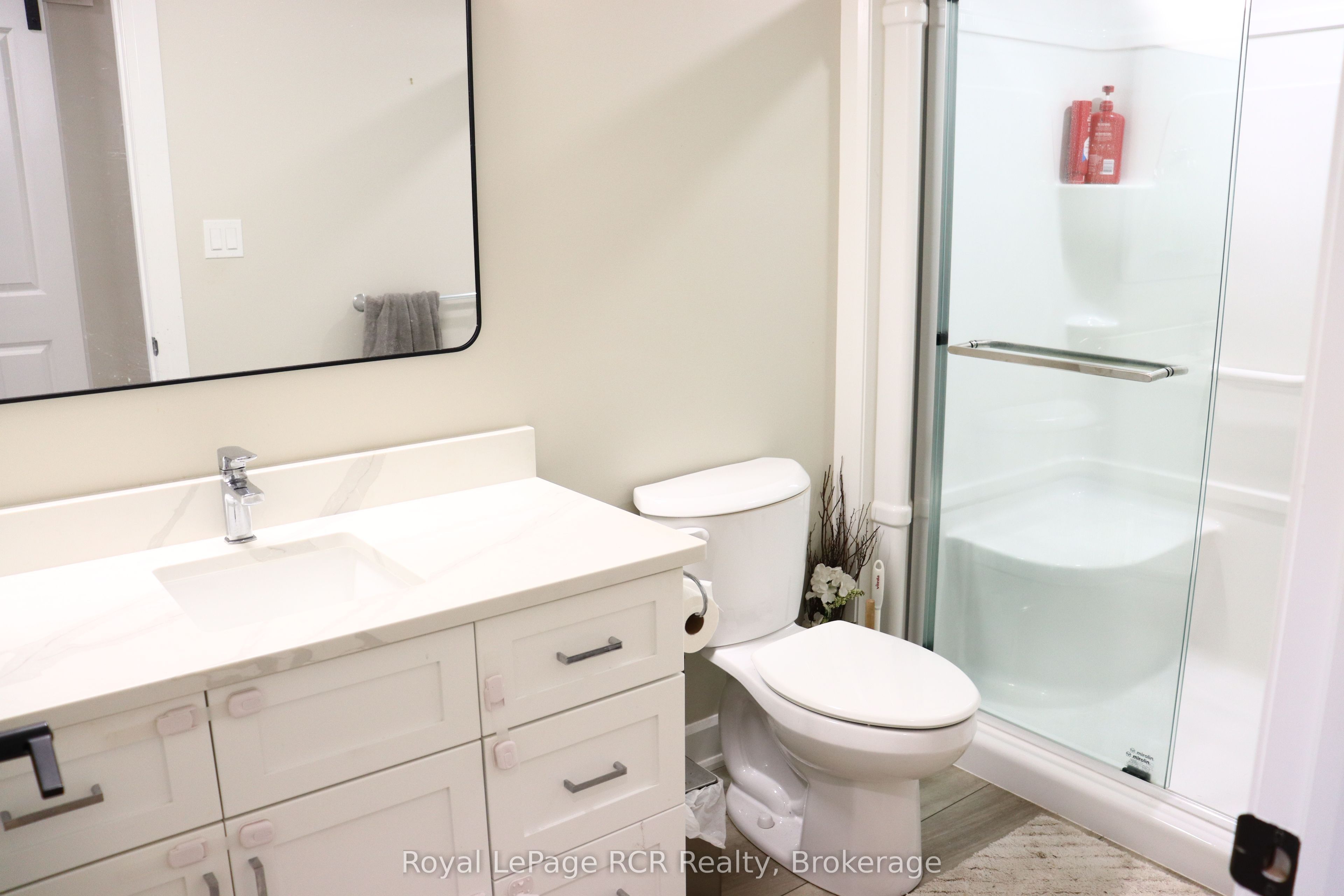 221130 Grey Road 9 Property Photo 6