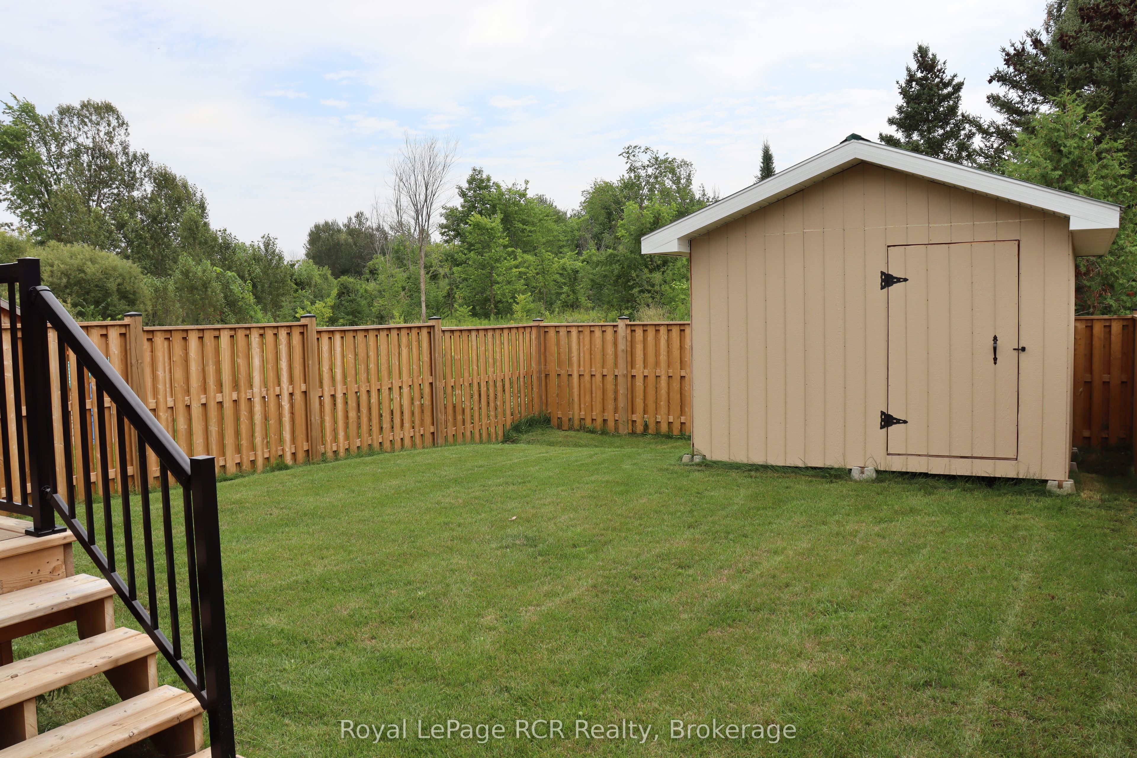 221130 Grey Road 9 Property Photo 11