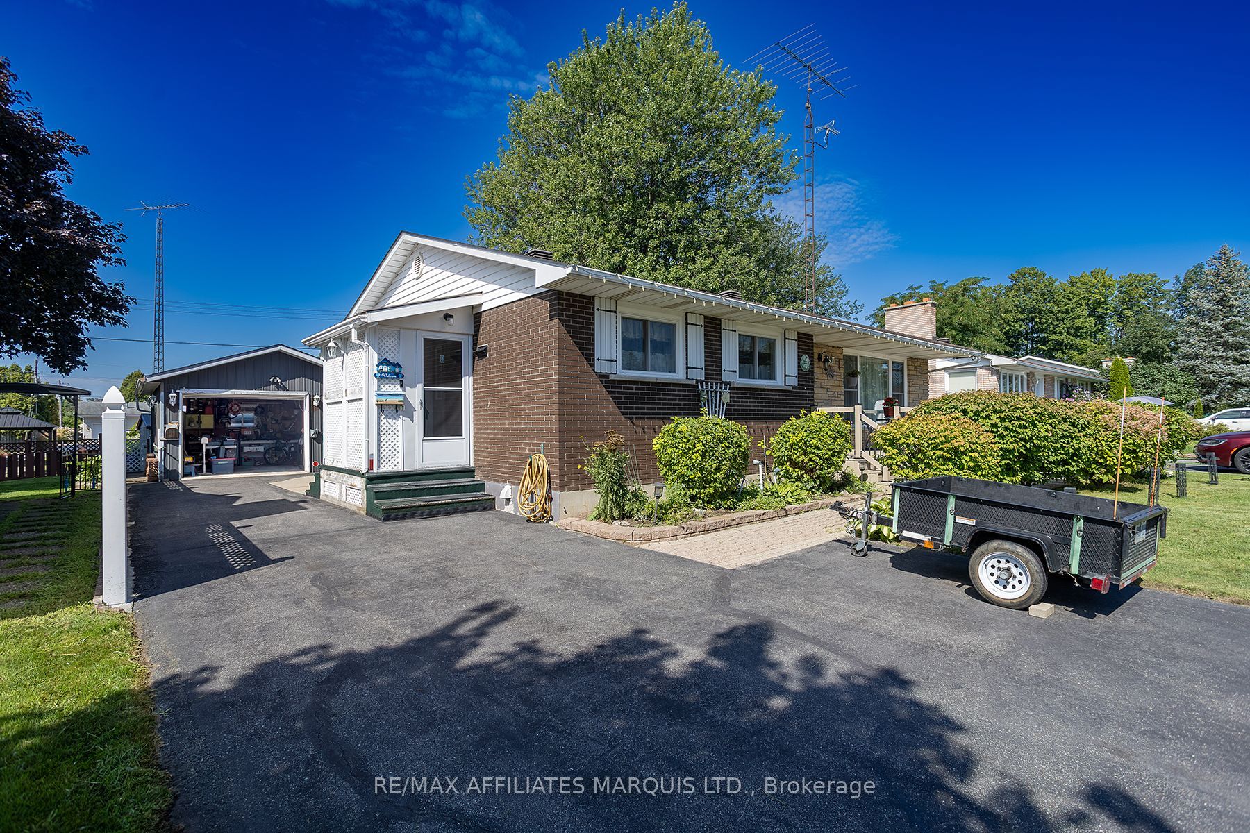 19 Orchard Way Property Photo 5