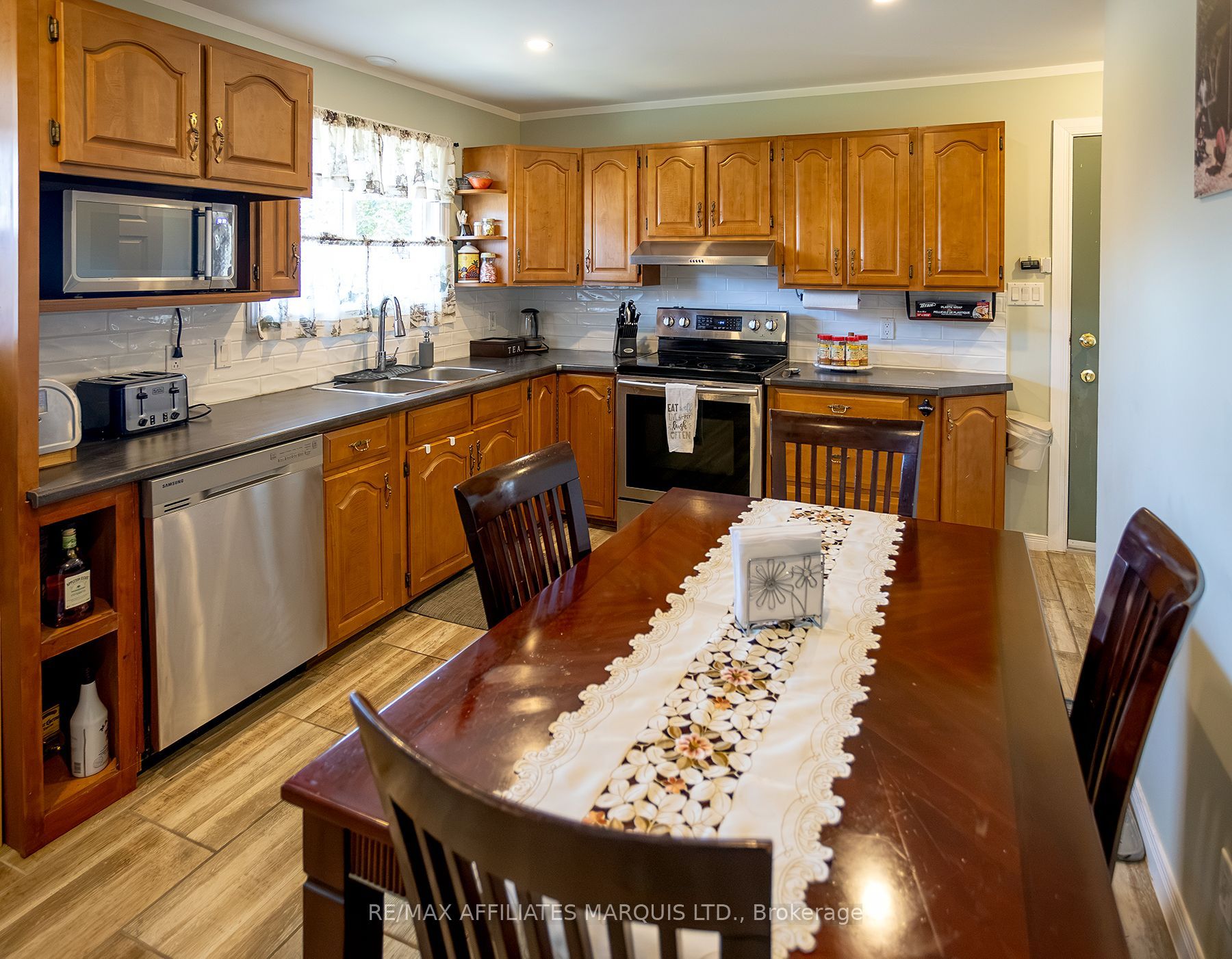 19 Orchard Way Property Photo 16