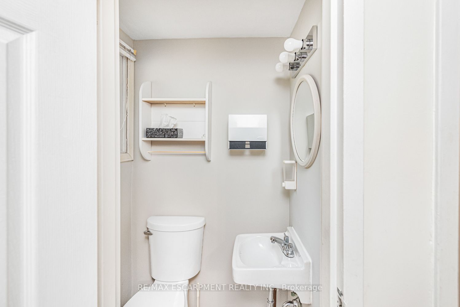 28 Riverdale Drive Property Photo 9
