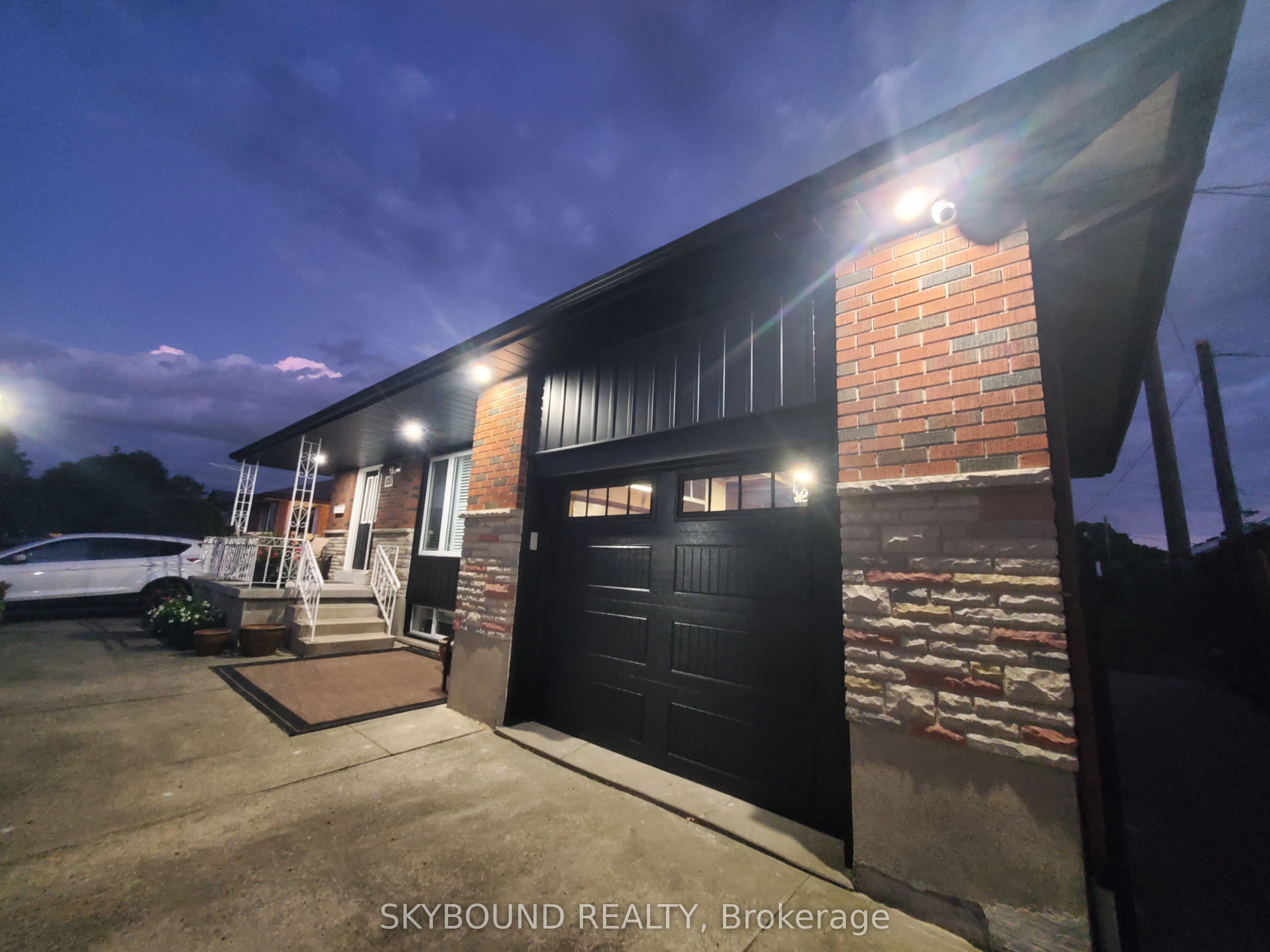 X13684660 Property Photo 1