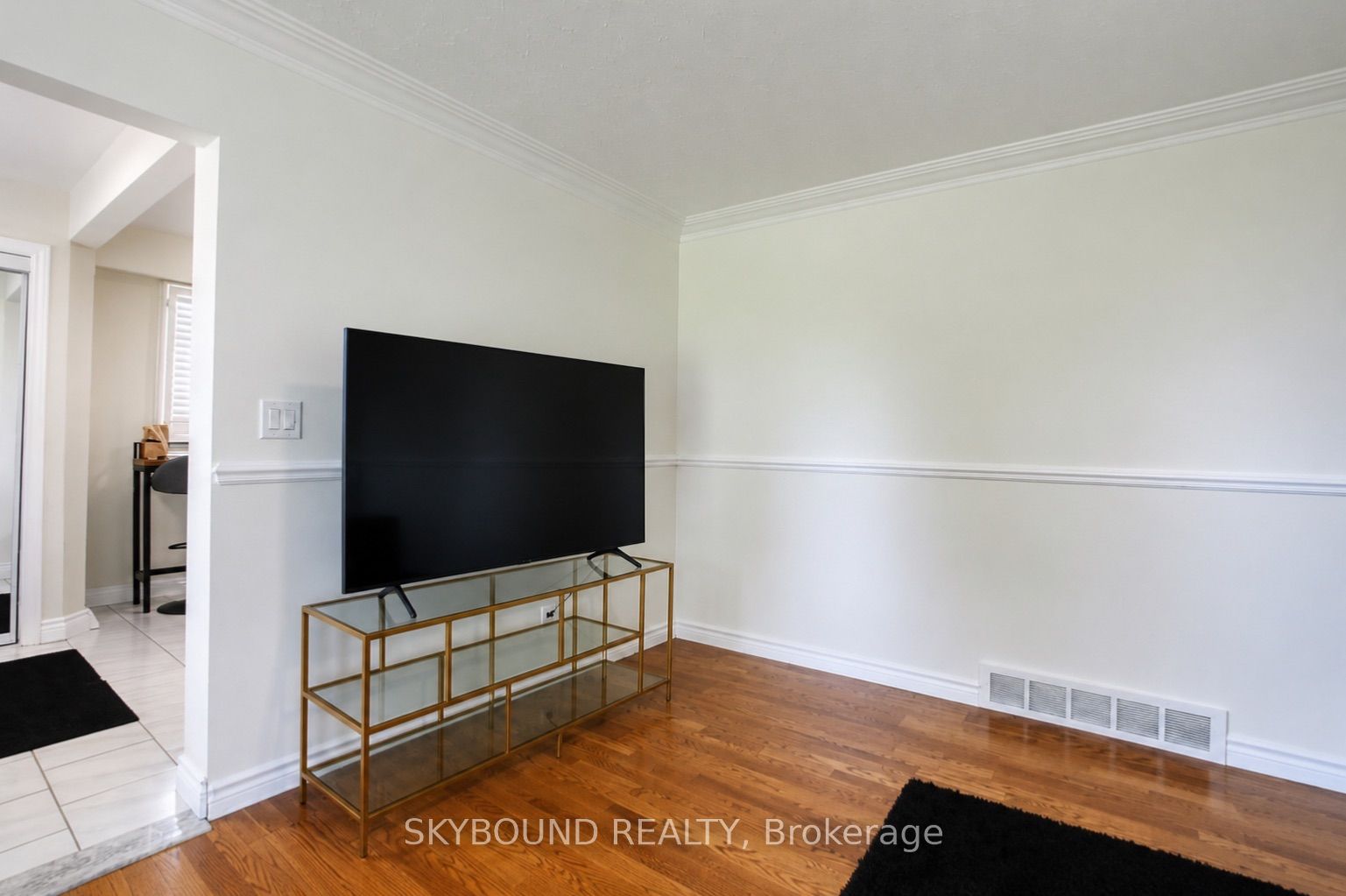 X13684660 Property Photo 6