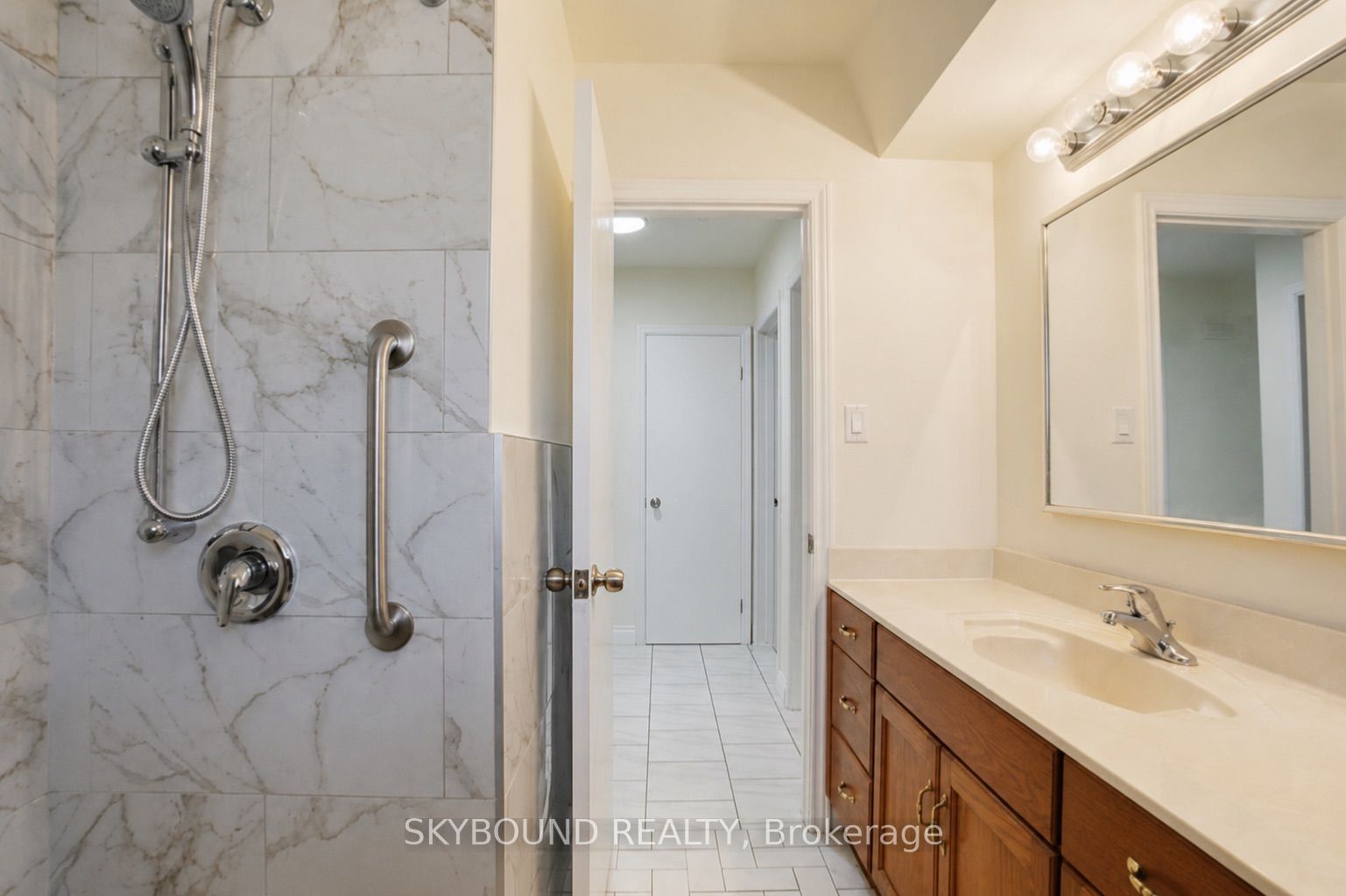 X13684660 Property Photo 10