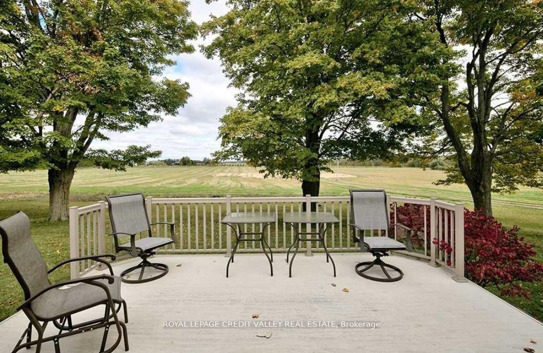 295146 8th Line W Property Photo 13