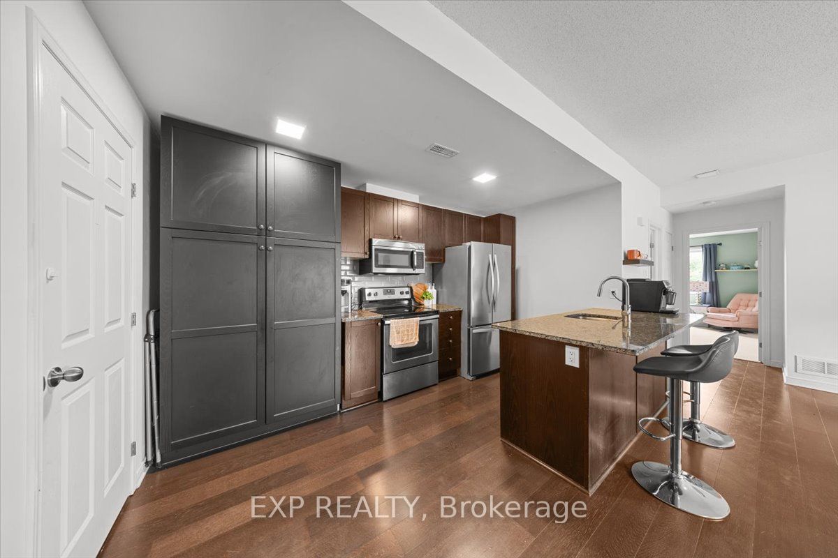 128 Sternes Private Property Photo 17
