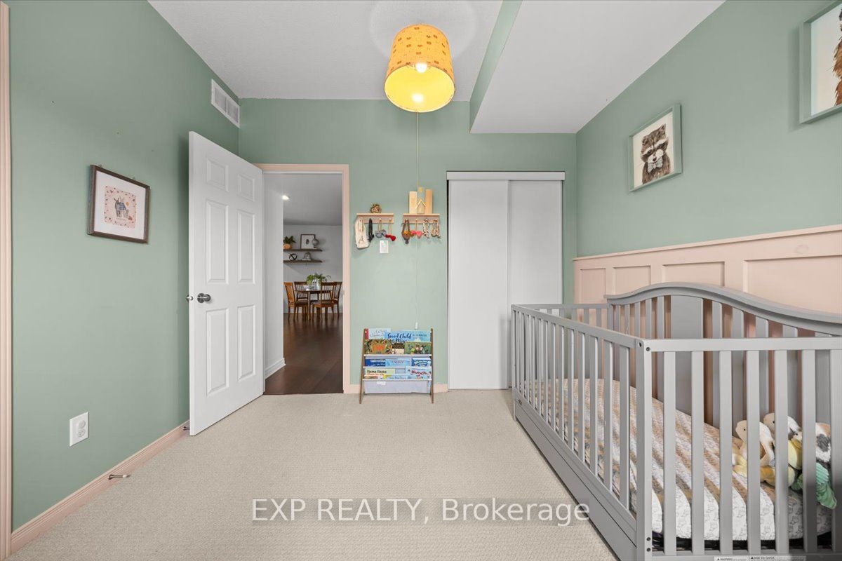 128 Sternes Private Property Photo 27