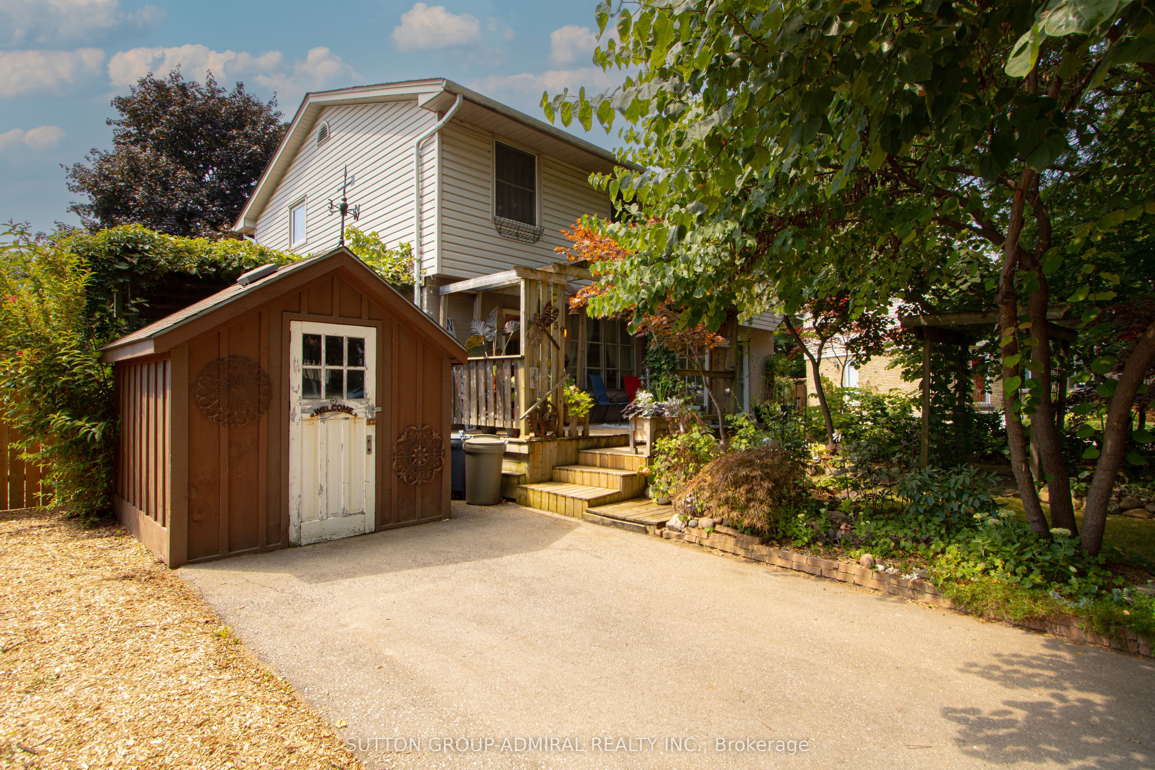 59 Breckenridge Crescent Property Photo 1
