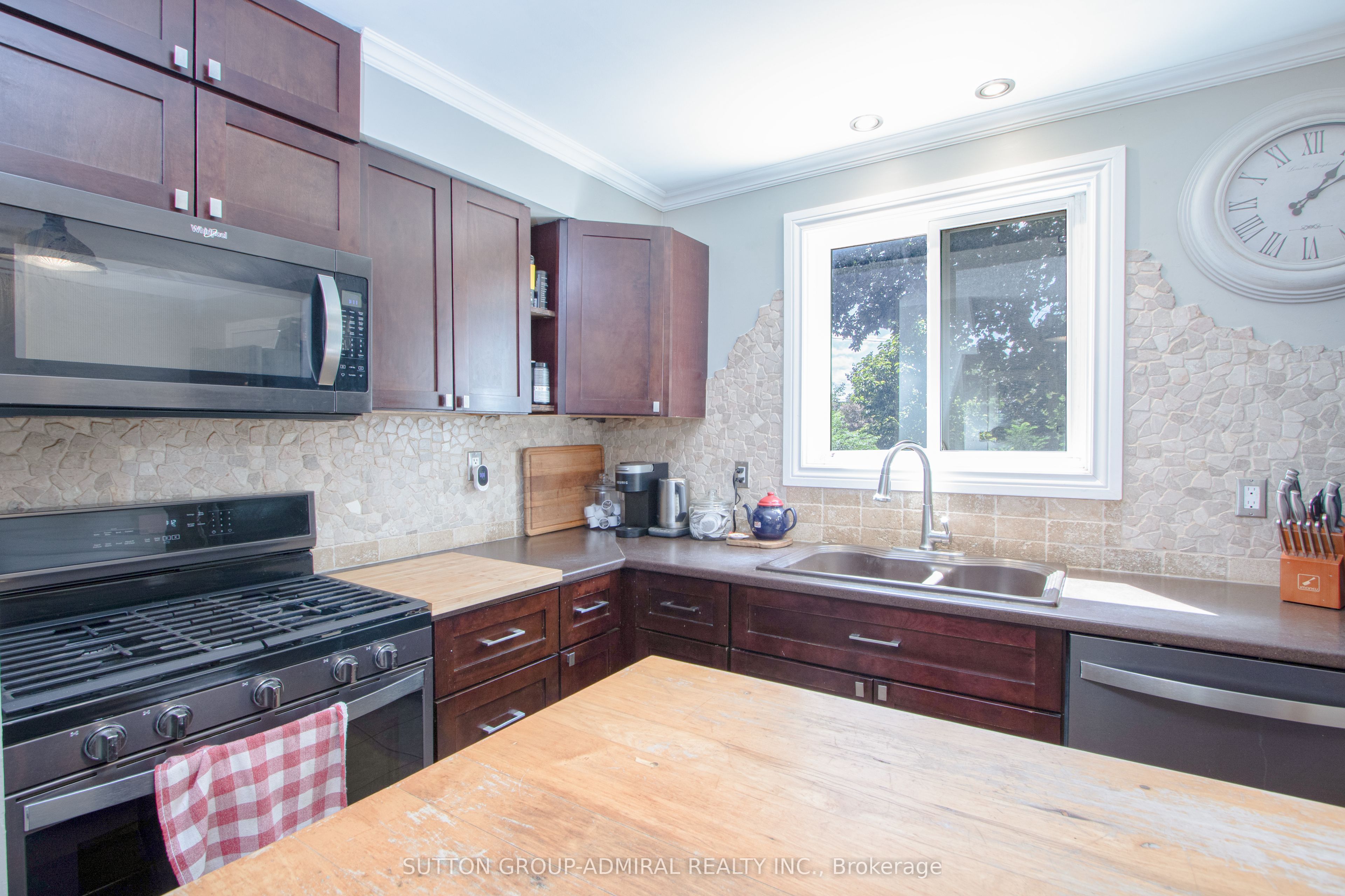 59 Breckenridge Crescent Property Photo 11