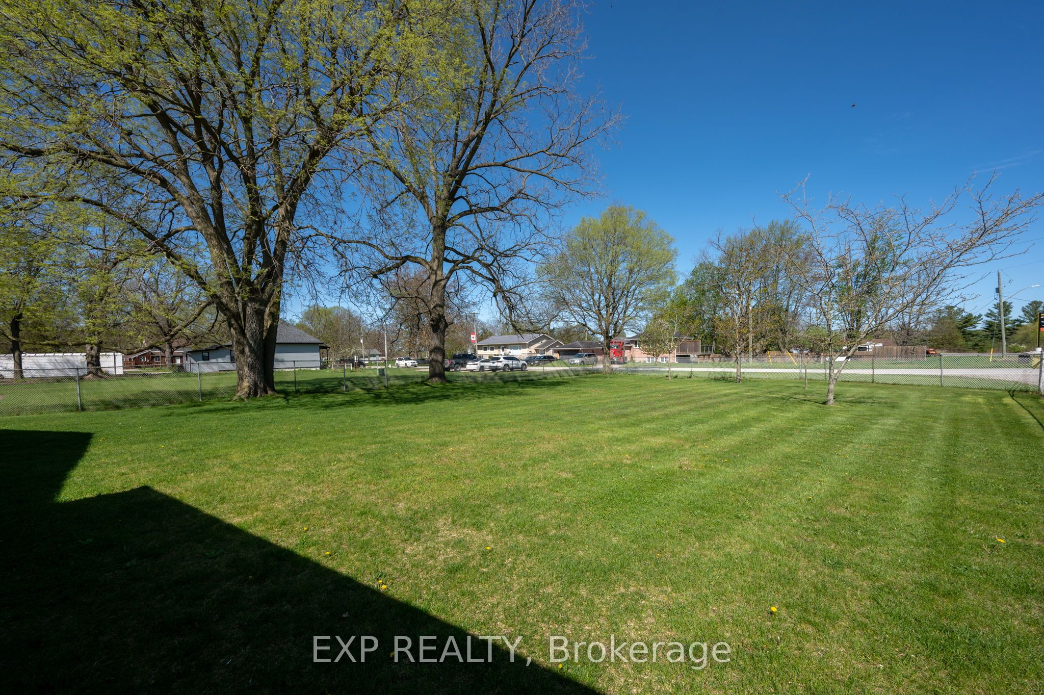 20437 Melbourne Road Property Photo 37
