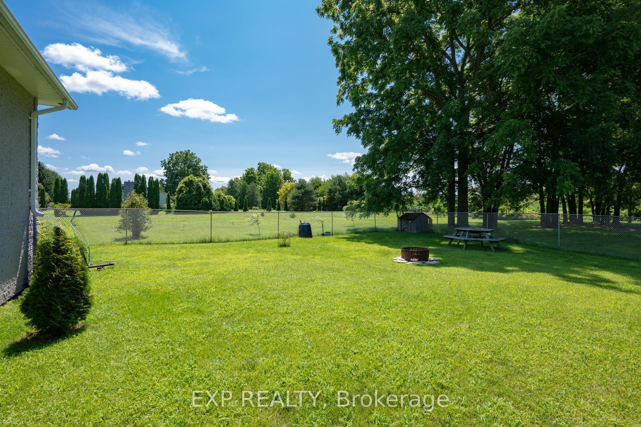 20437 Melbourne Road Property Photo 39