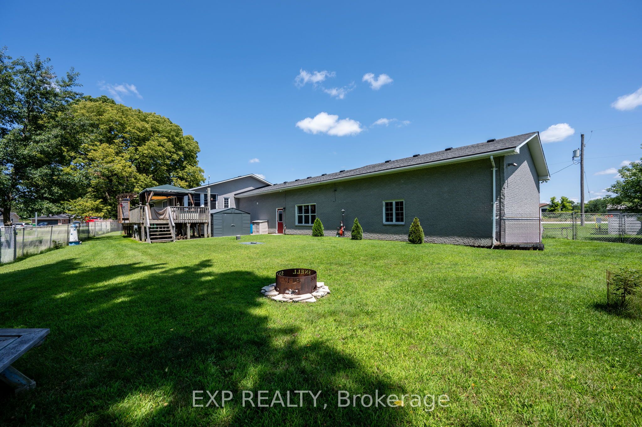 20437 Melbourne Road Property Photo 40