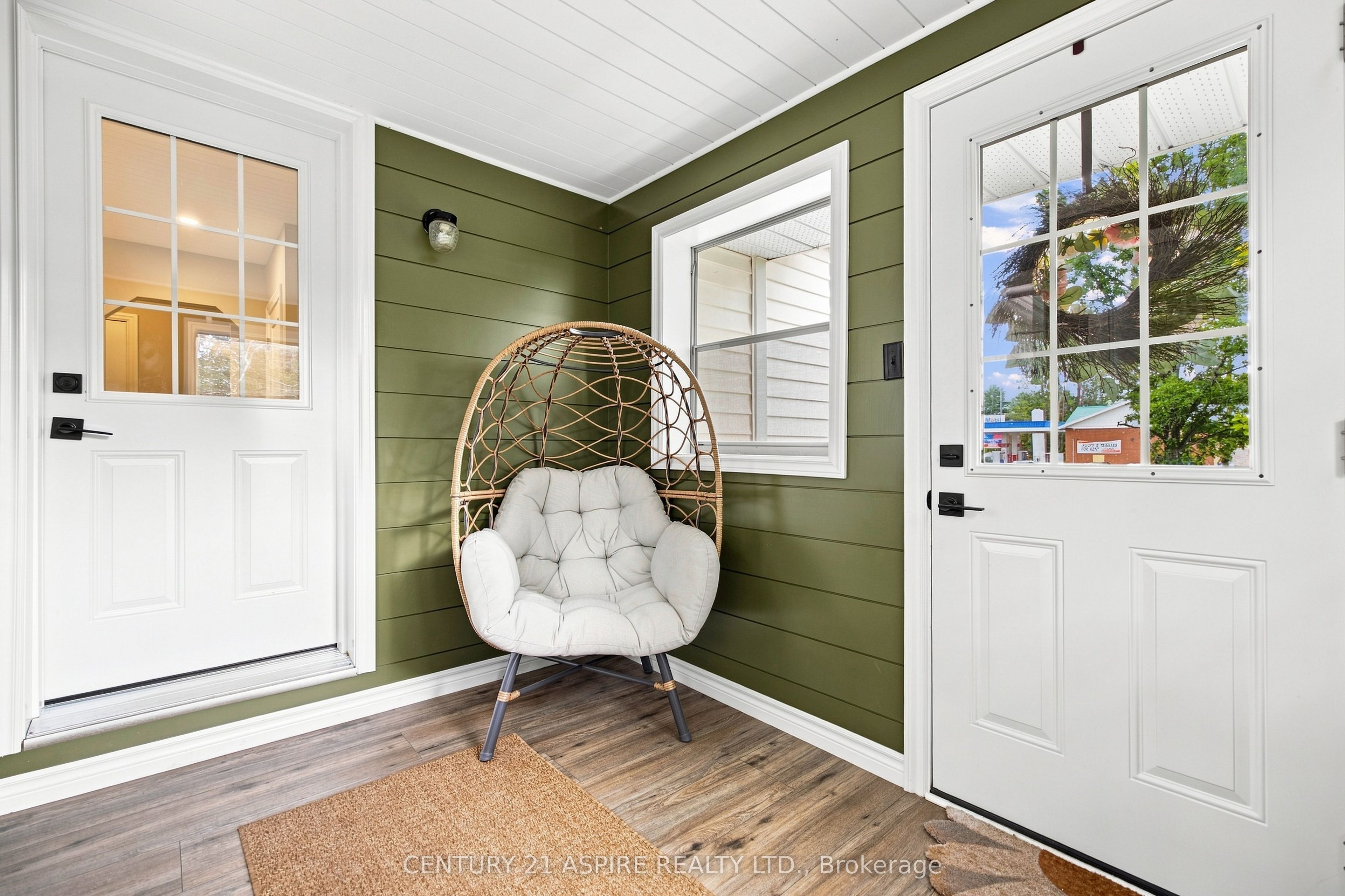 2583 B Line Road Property Photo 4