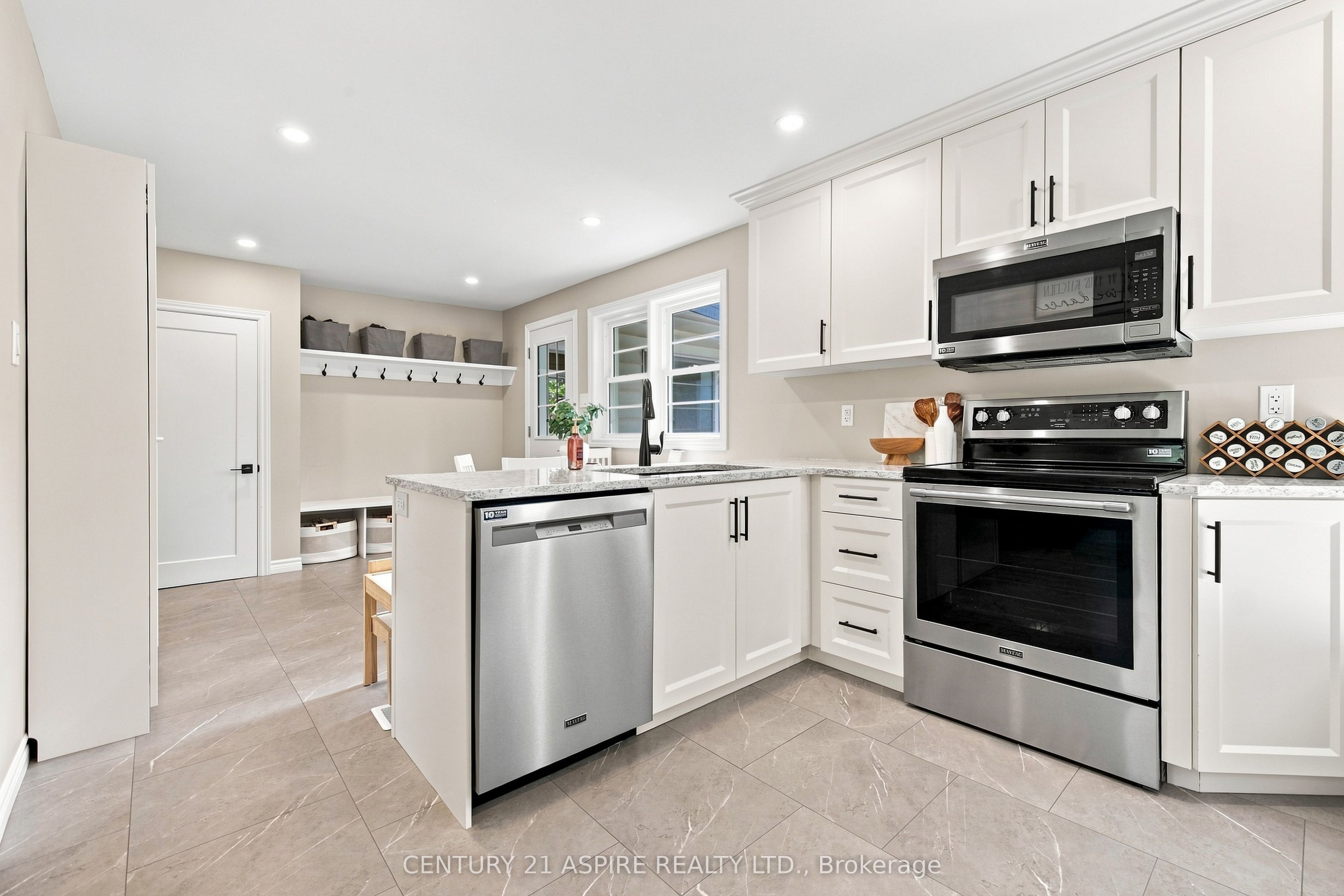 2583 B Line Road Property Photo 14