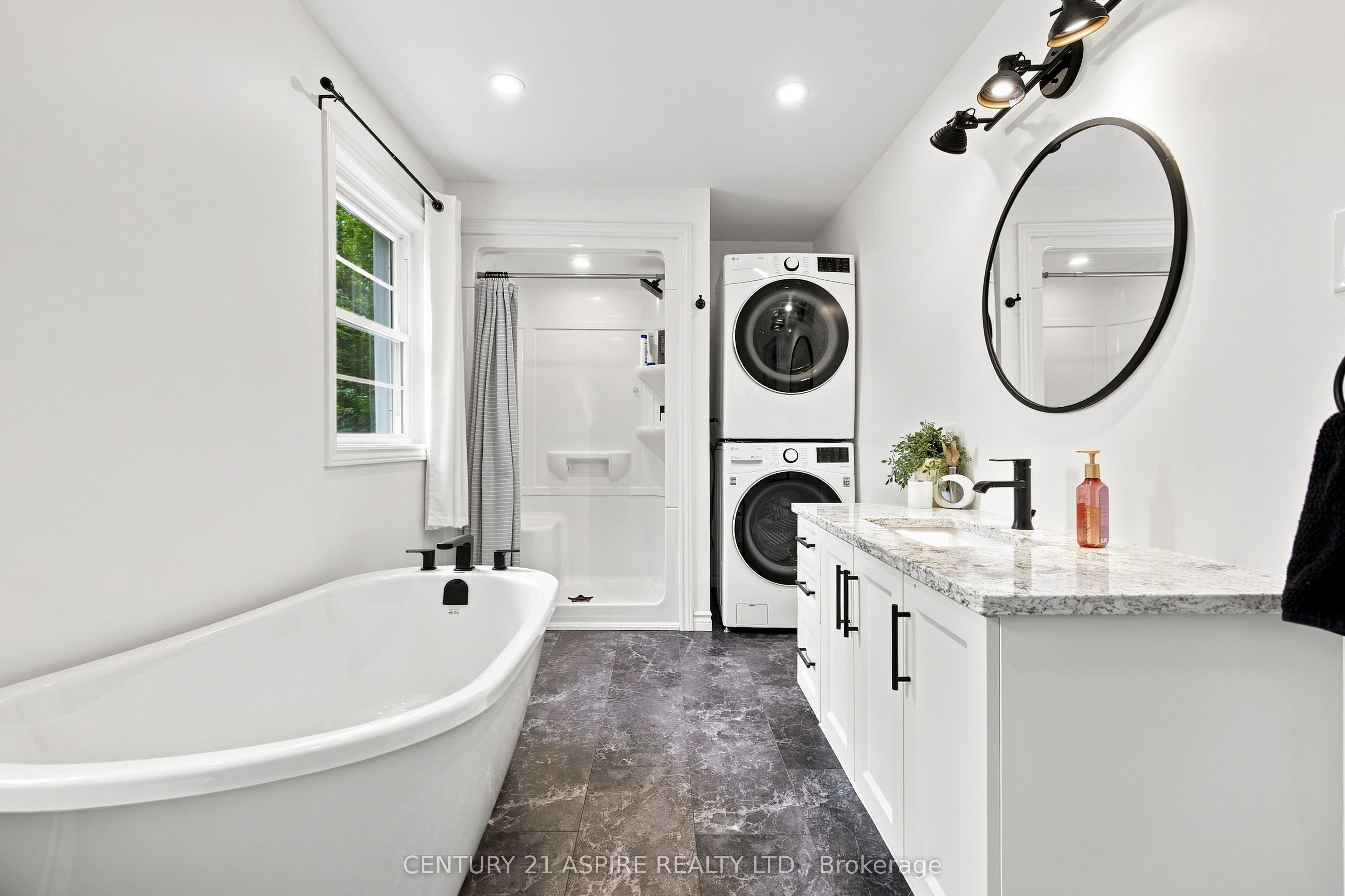 2583 B Line Road Property Photo 21