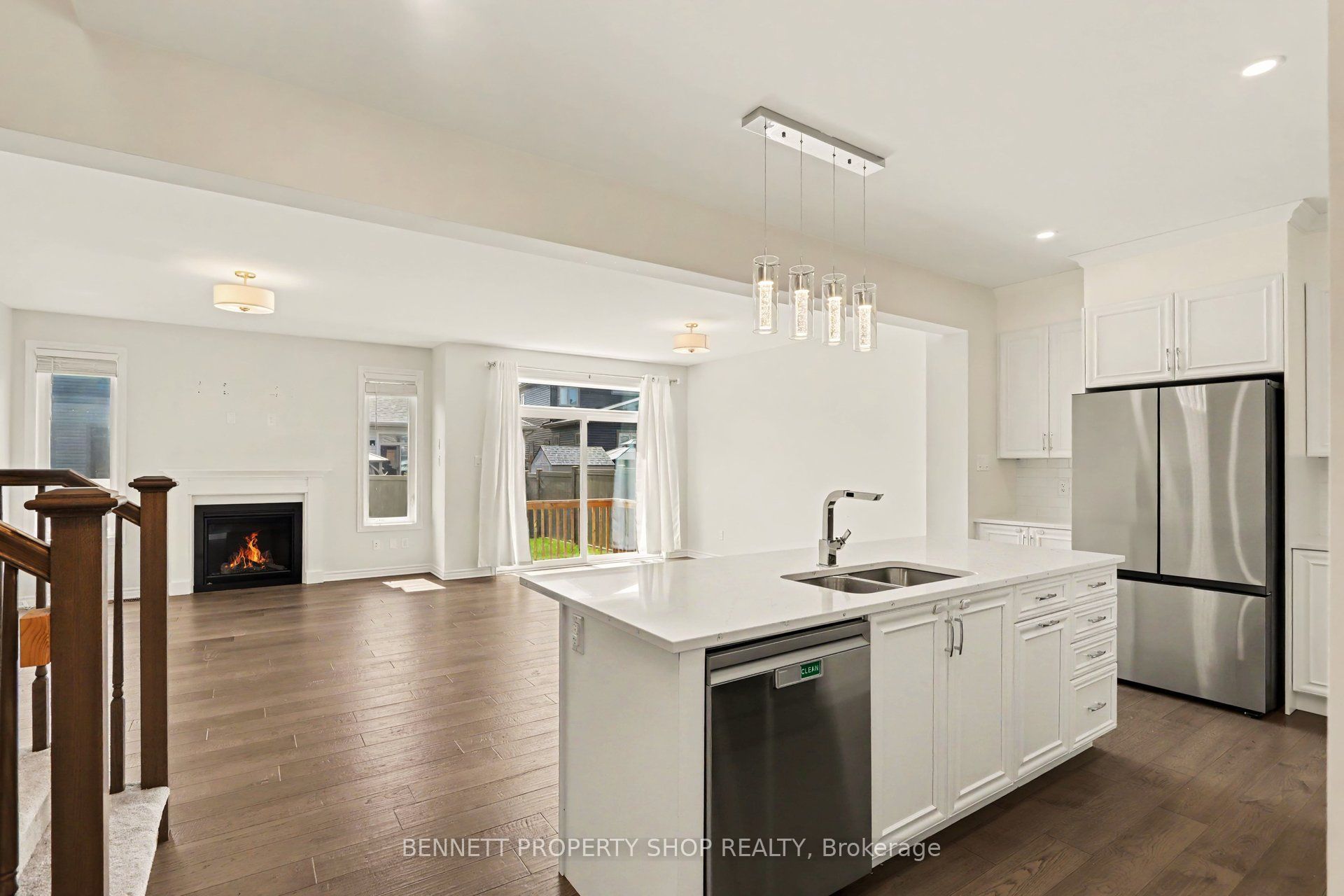 396 Ventoux Avenue Property Photo 6