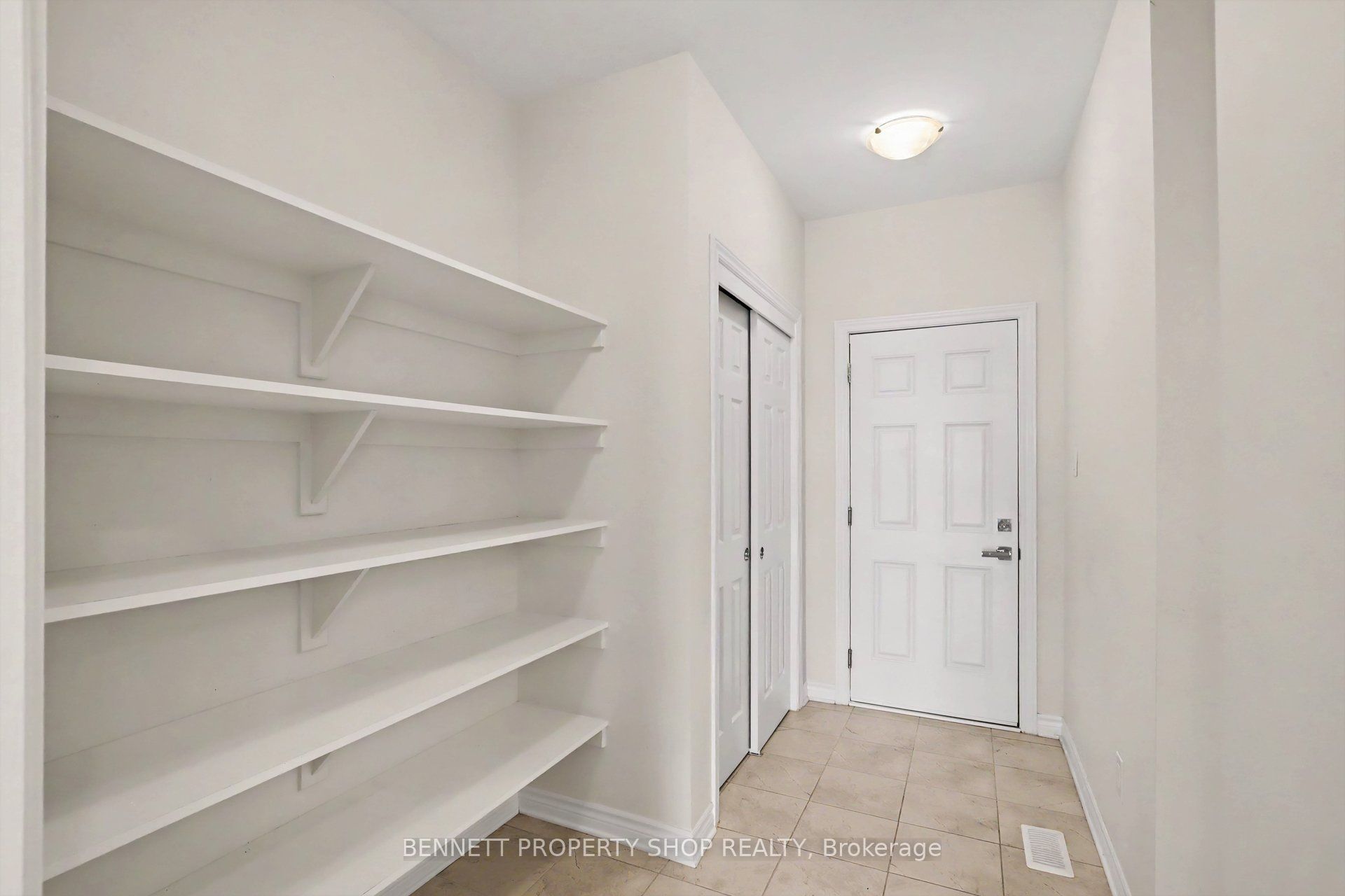 396 Ventoux Avenue Property Photo 7