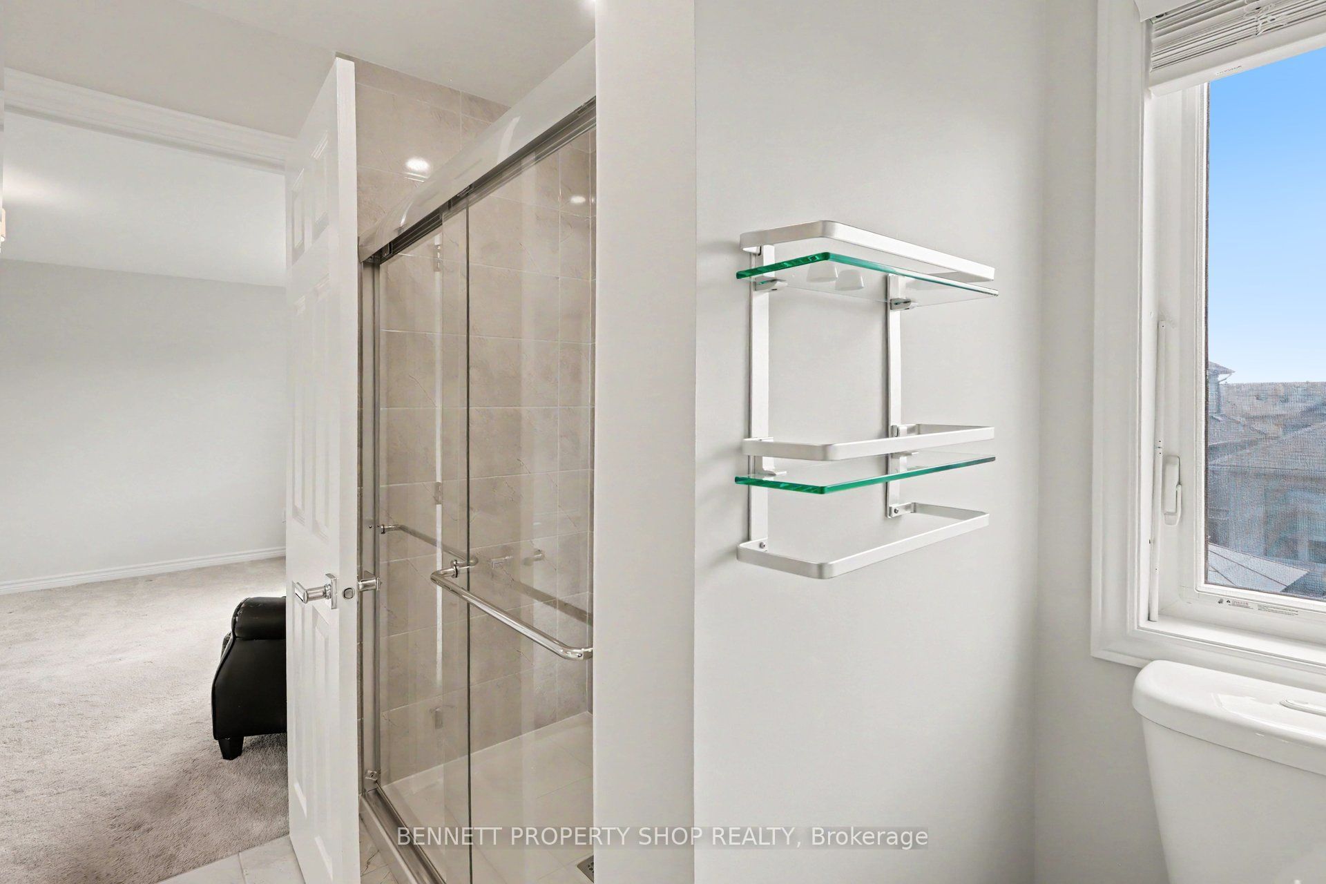 396 Ventoux Avenue Property Photo 17