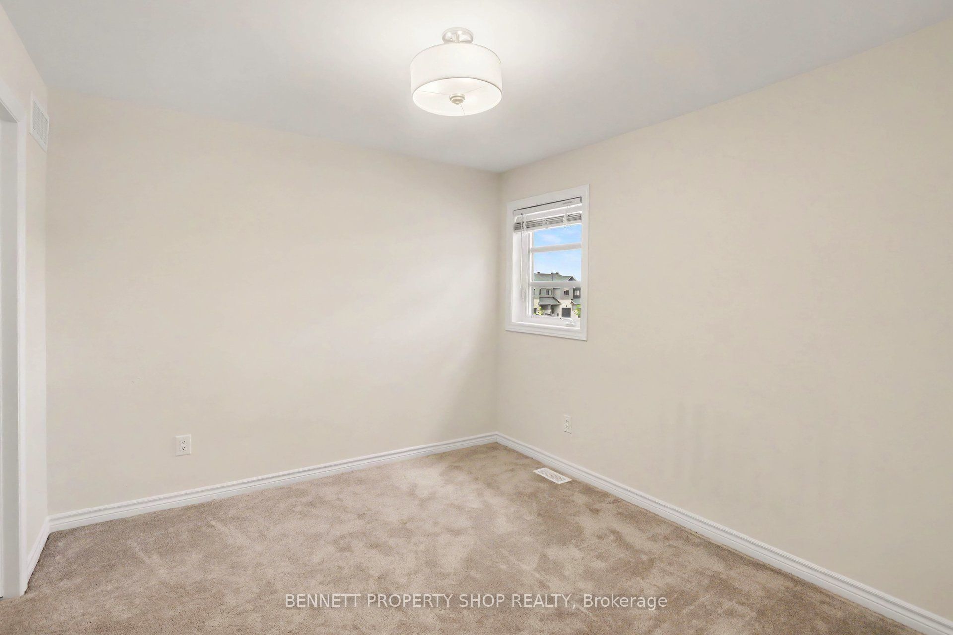 396 Ventoux Avenue Property Photo 23