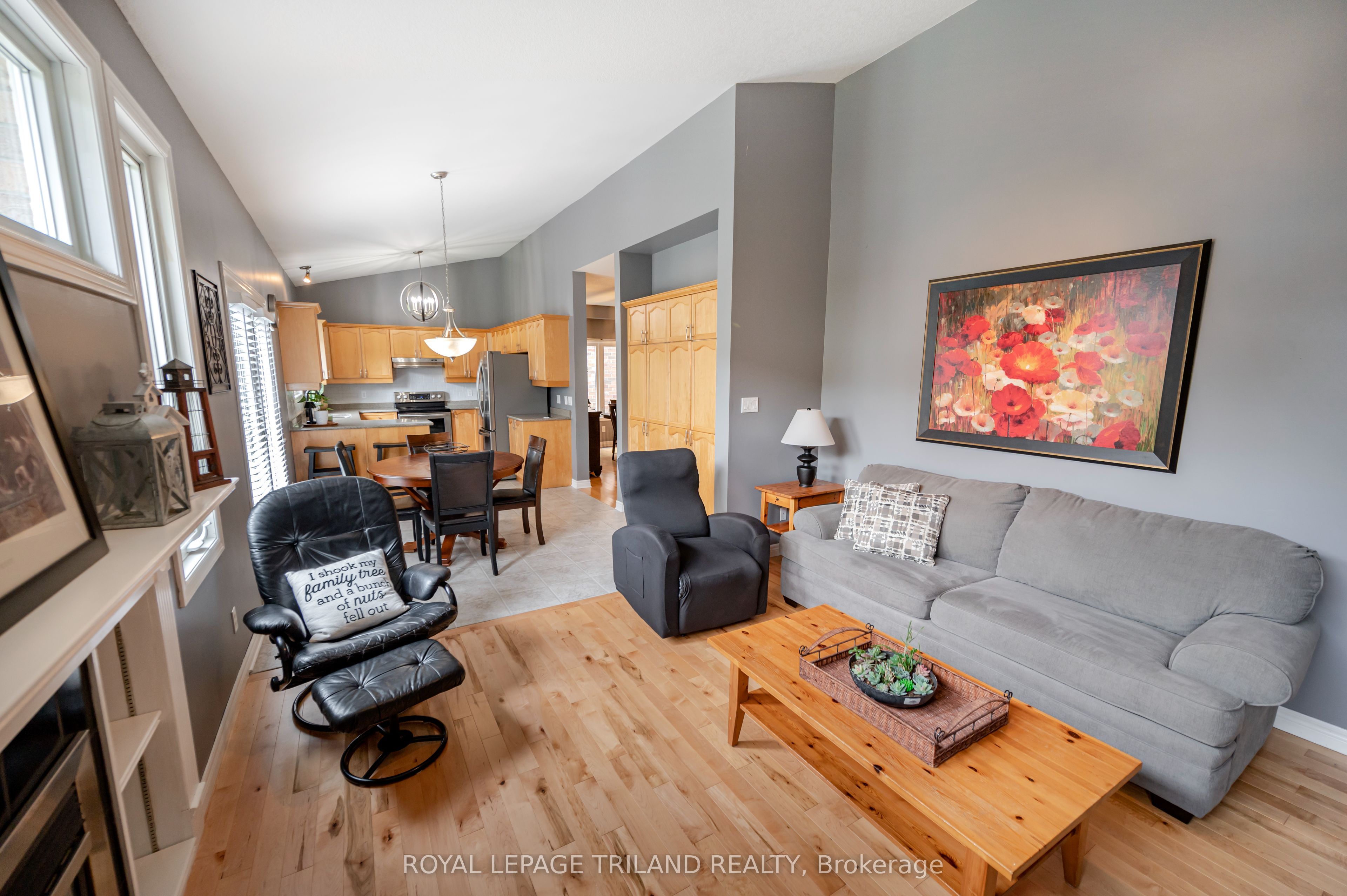 446 South Leaksdale Circle Property Photo 12