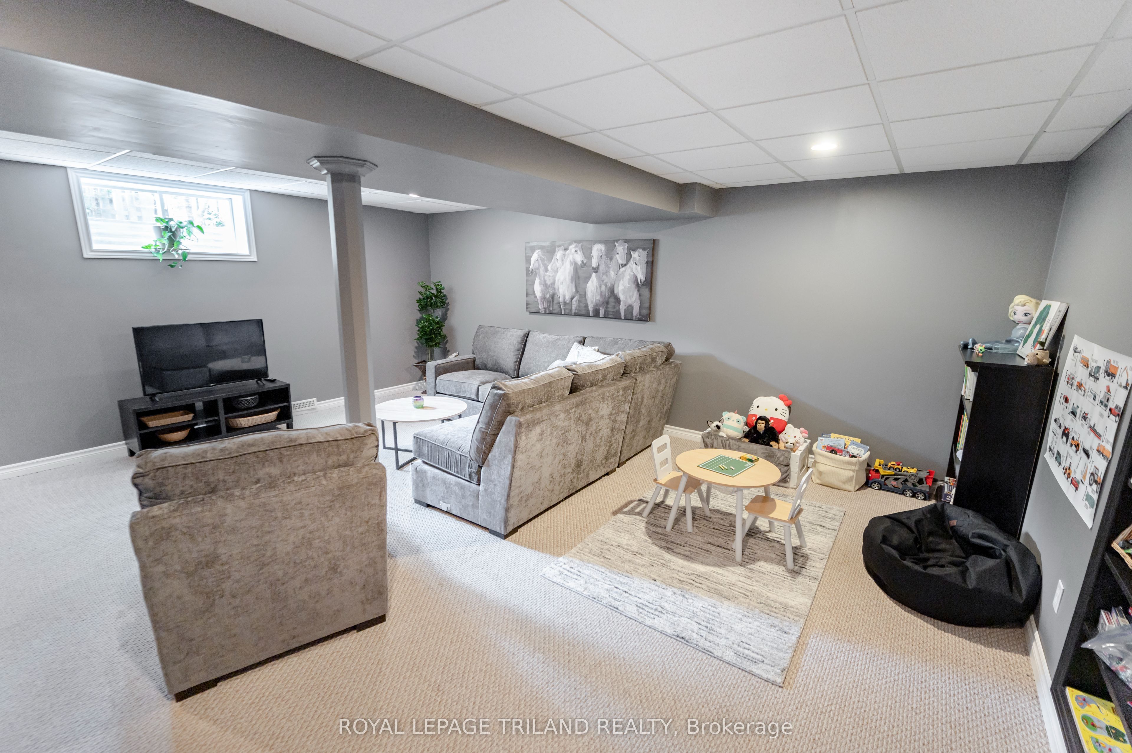 446 South Leaksdale Circle Property Photo 35