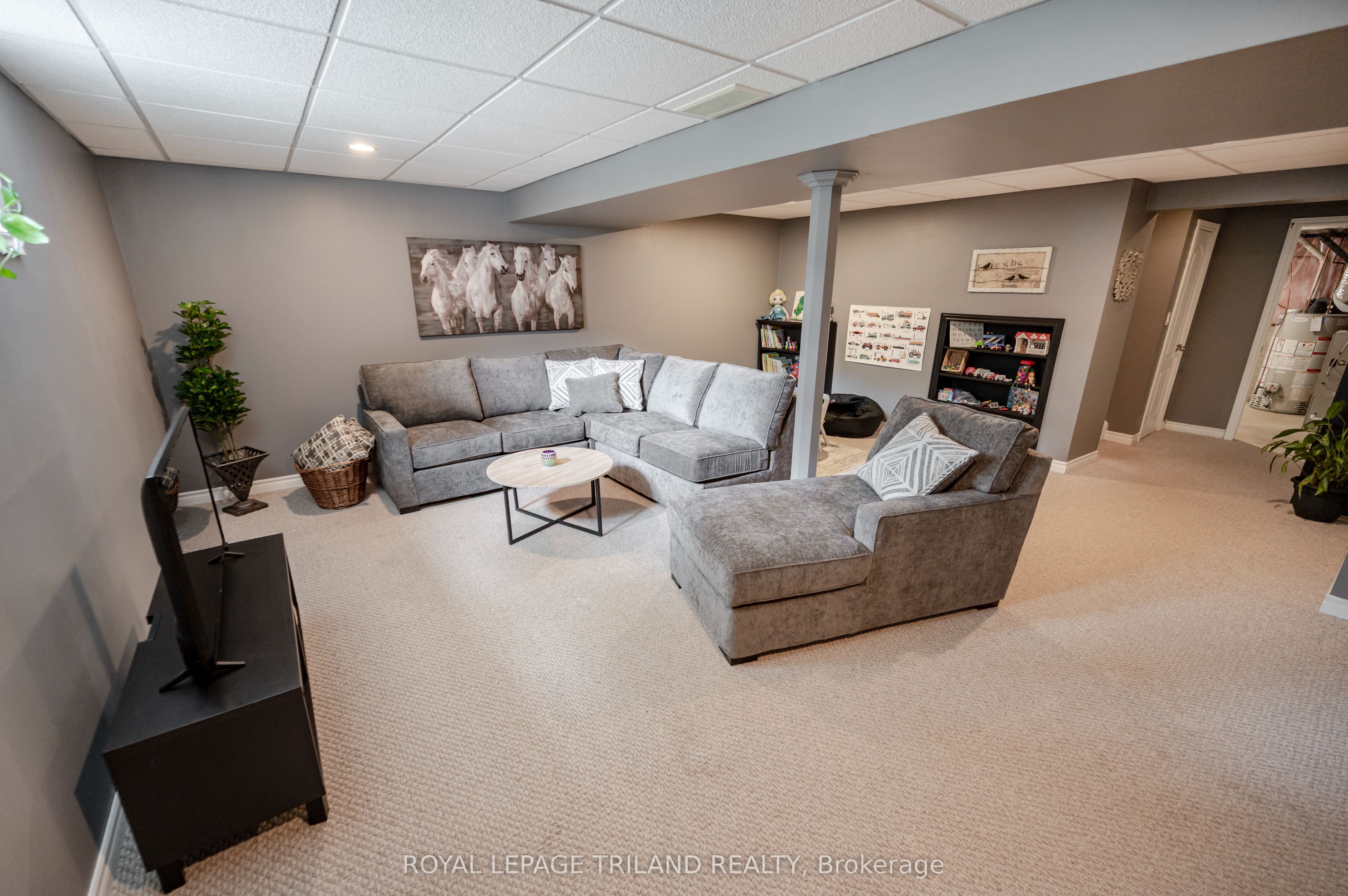 446 South Leaksdale Circle Property Photo 38