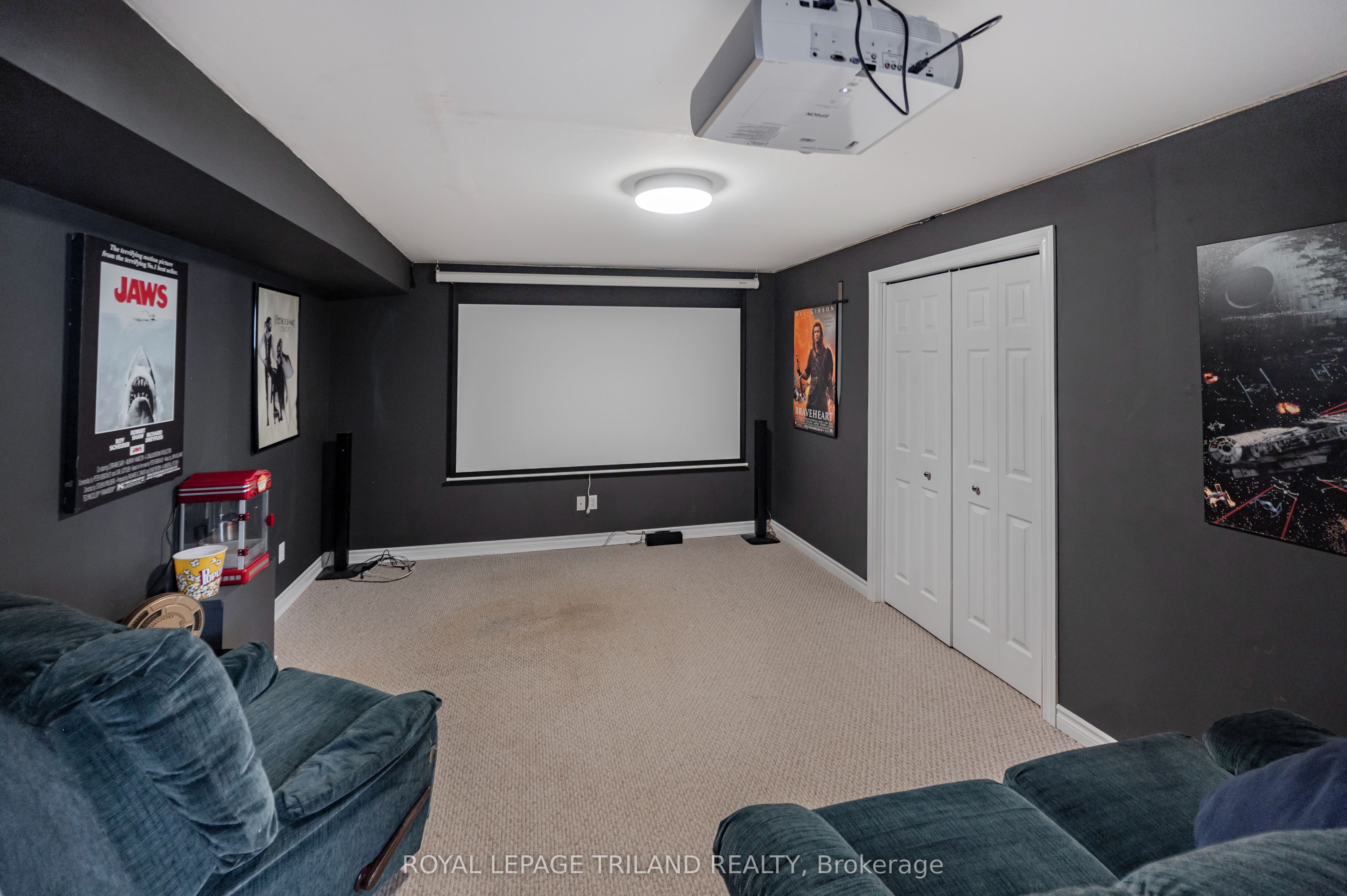446 South Leaksdale Circle Property Photo 40