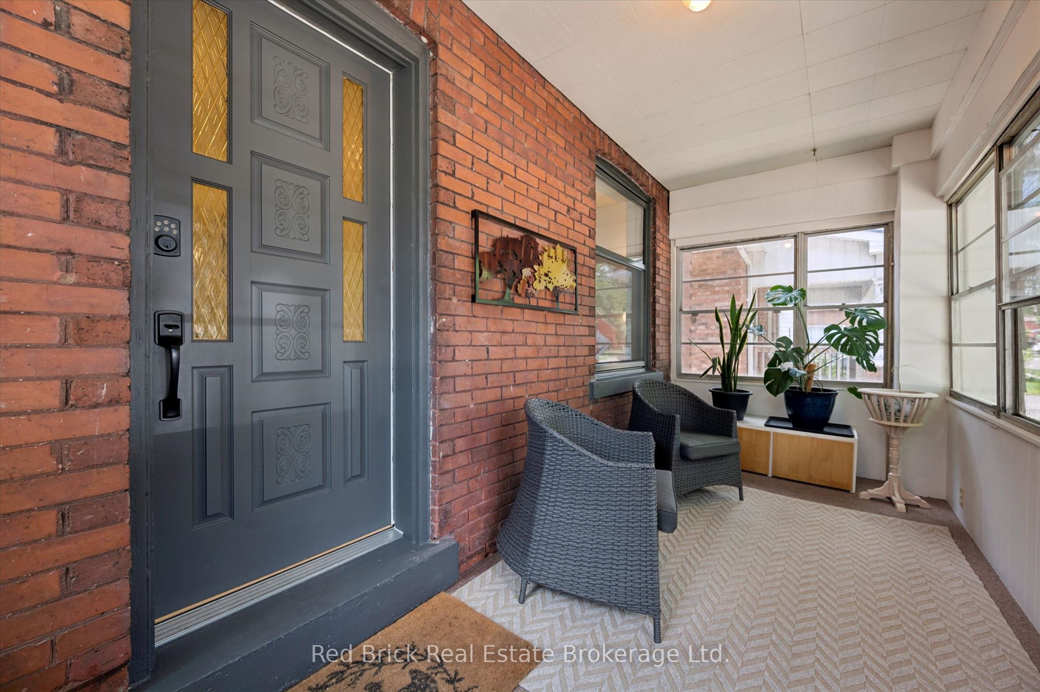163 Perth Street Property Photo 4