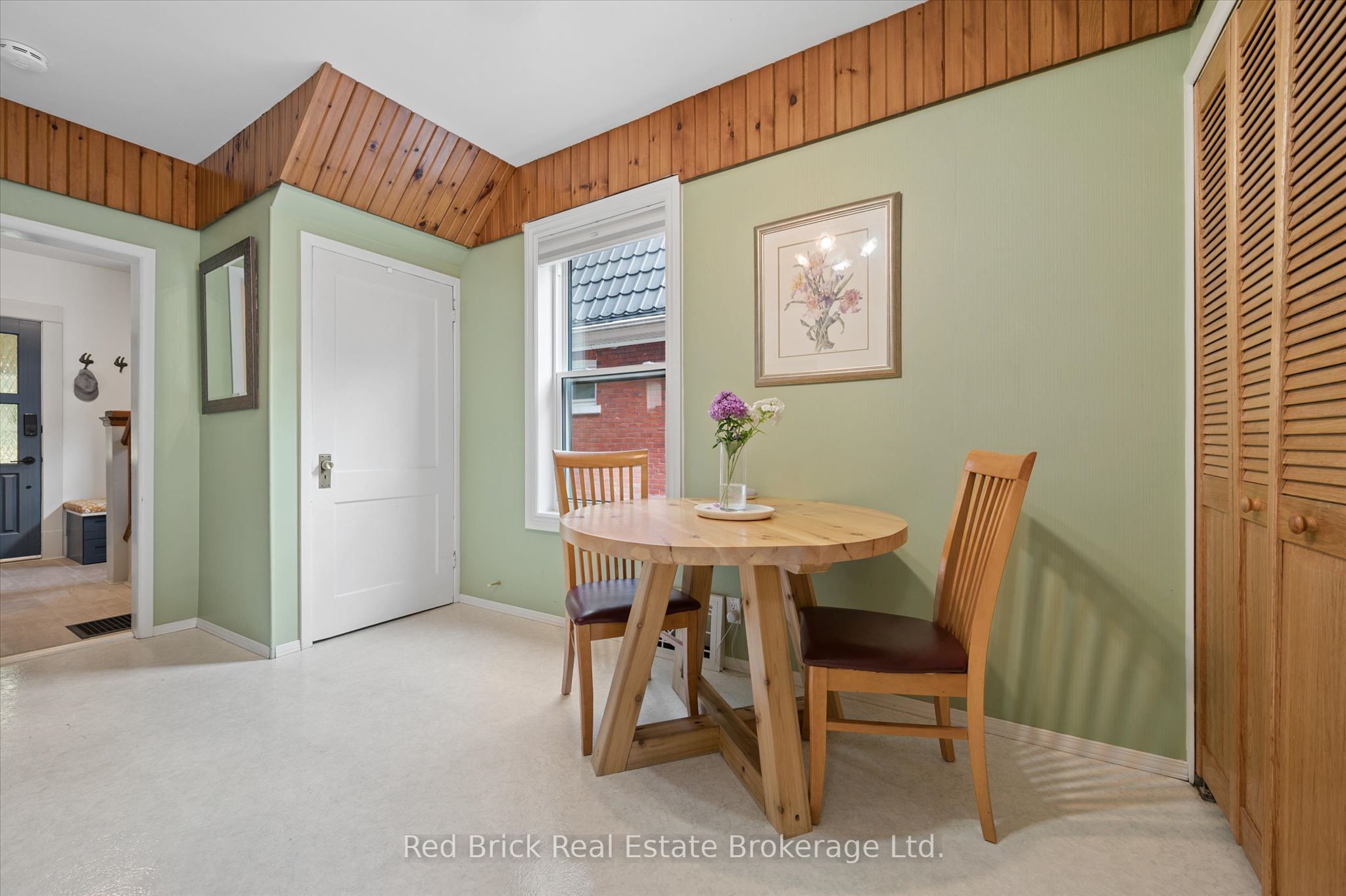 163 Perth Street Property Photo 12