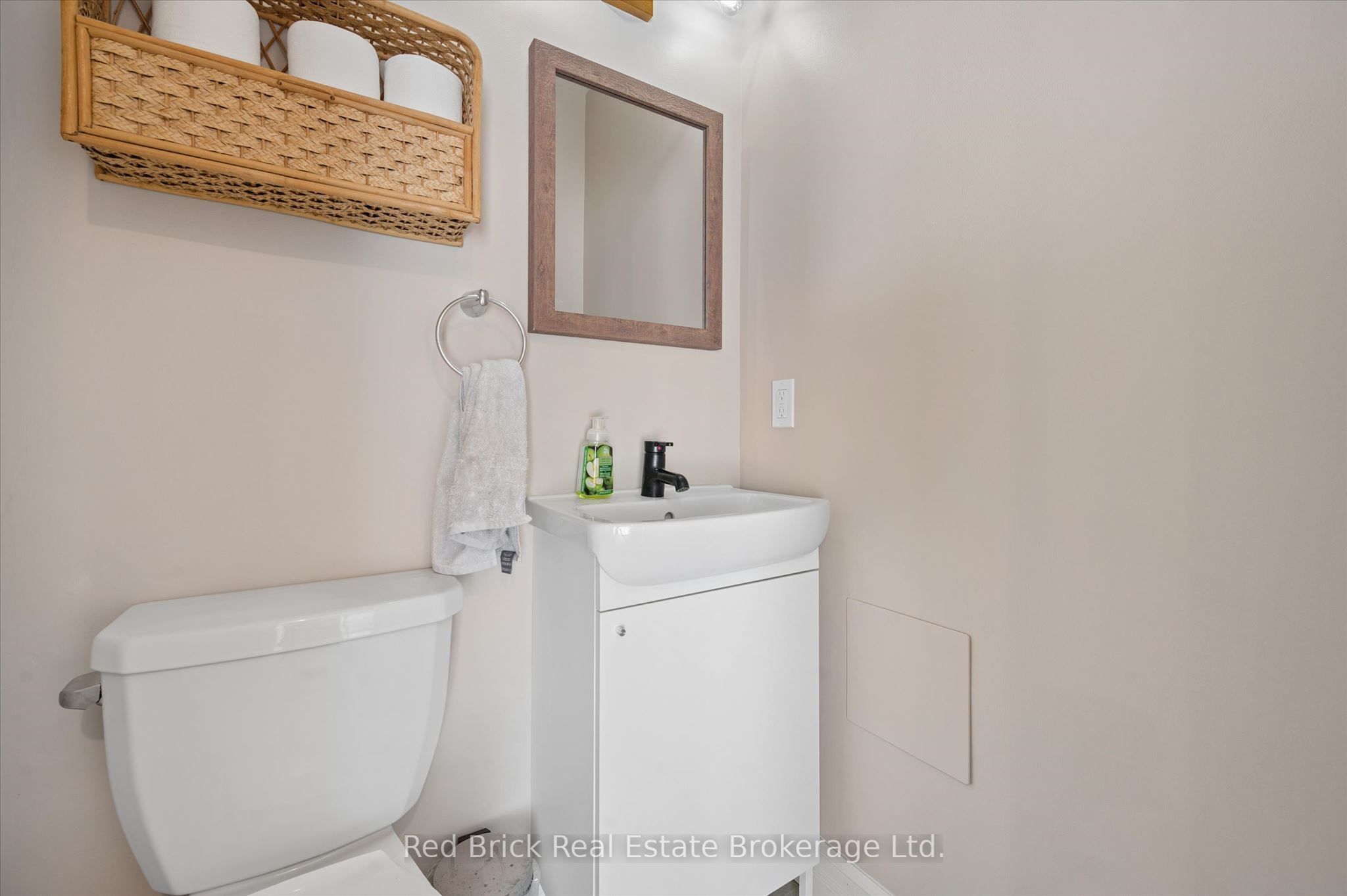 163 Perth Street Property Photo 16