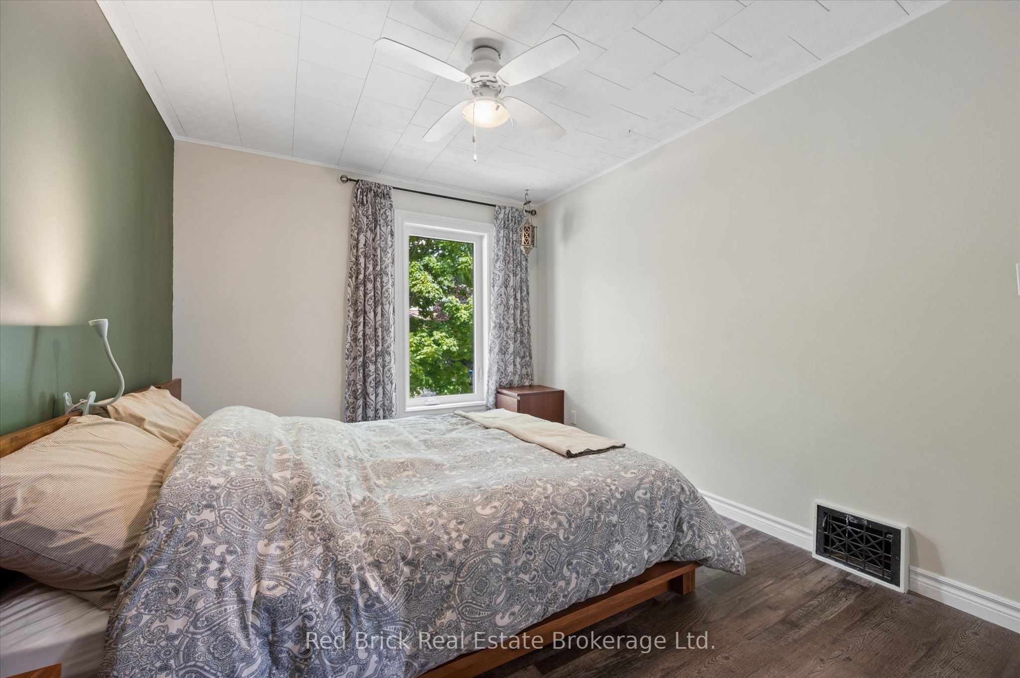 163 Perth Street Property Photo 20
