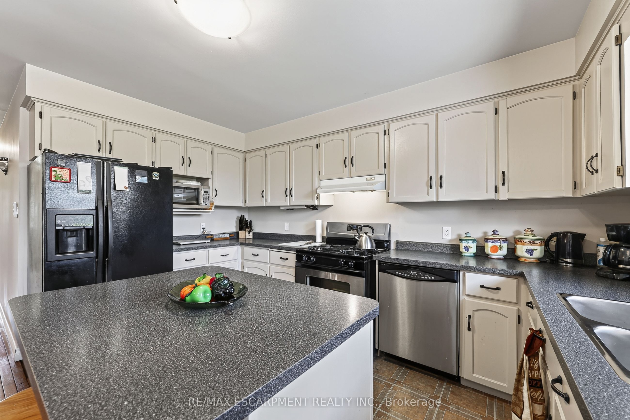 54132 Best Line Property Photo 7