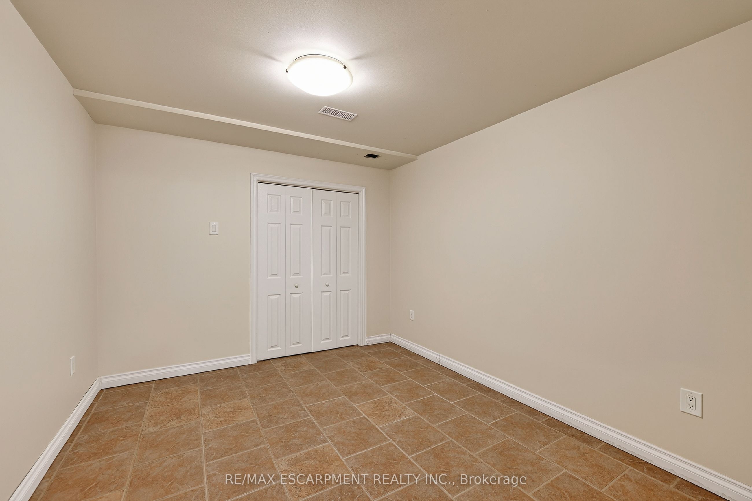 54132 Best Line Property Photo 24