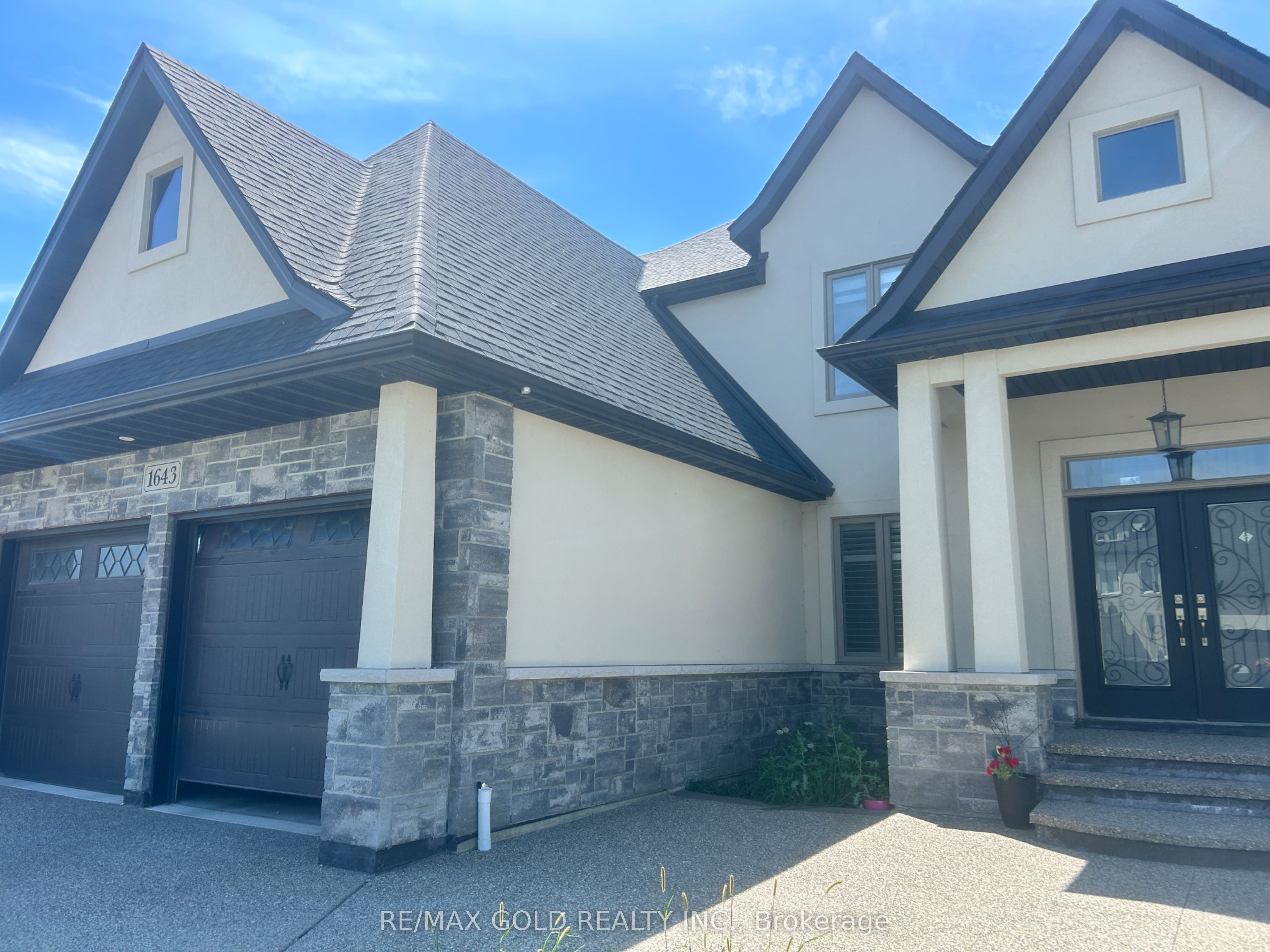 1643 Virtue Lane Property Photo 2
