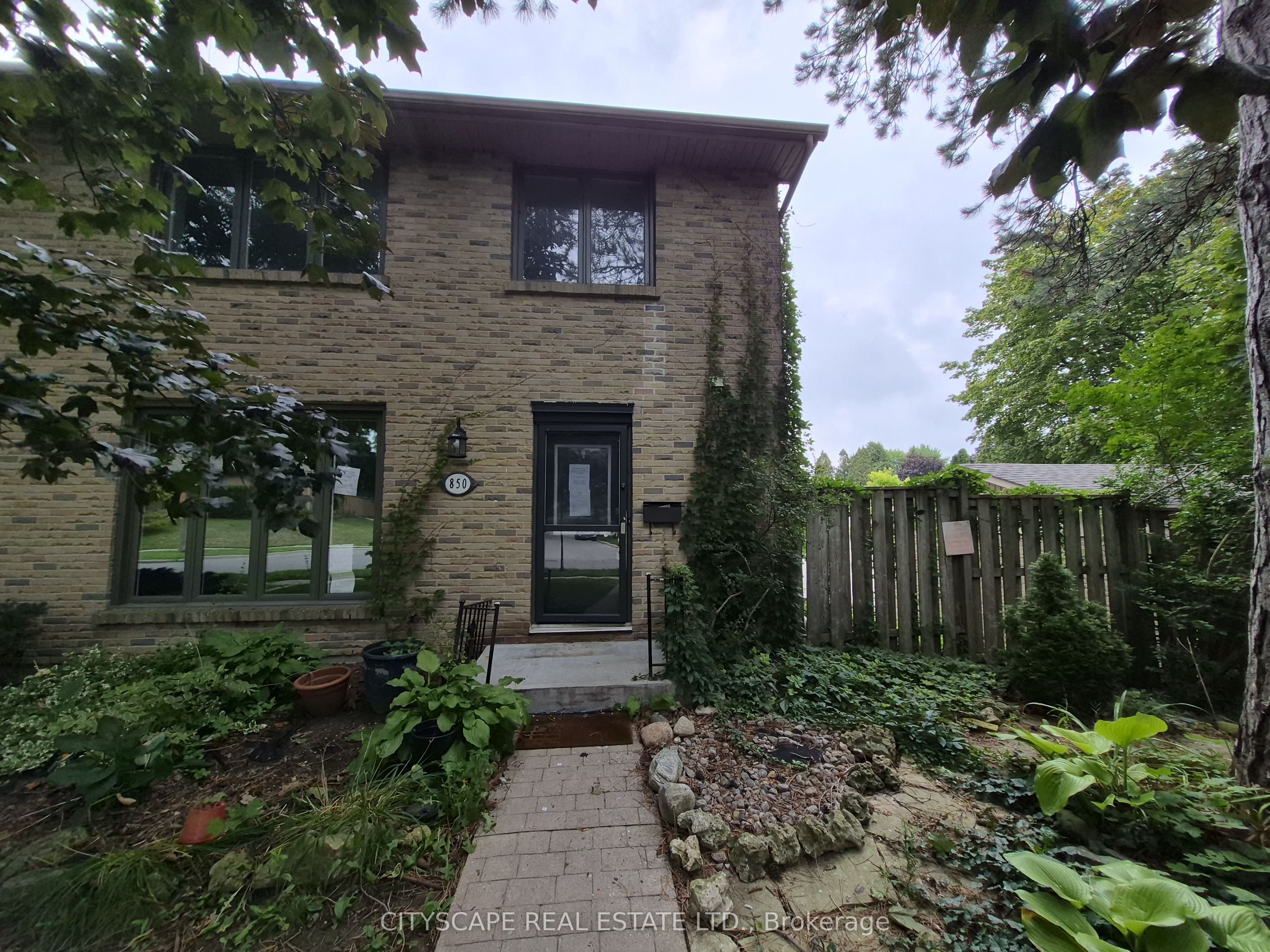 850 Berkshire Drive 8 Property Photo 1