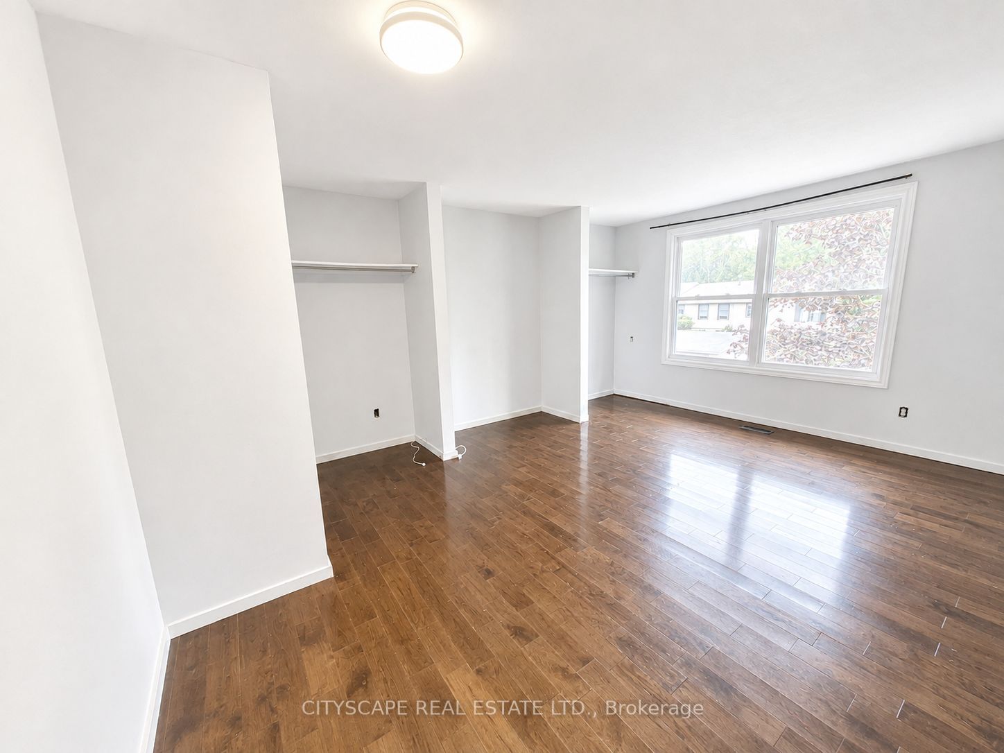 850 Berkshire Drive 8 Property Photo 18