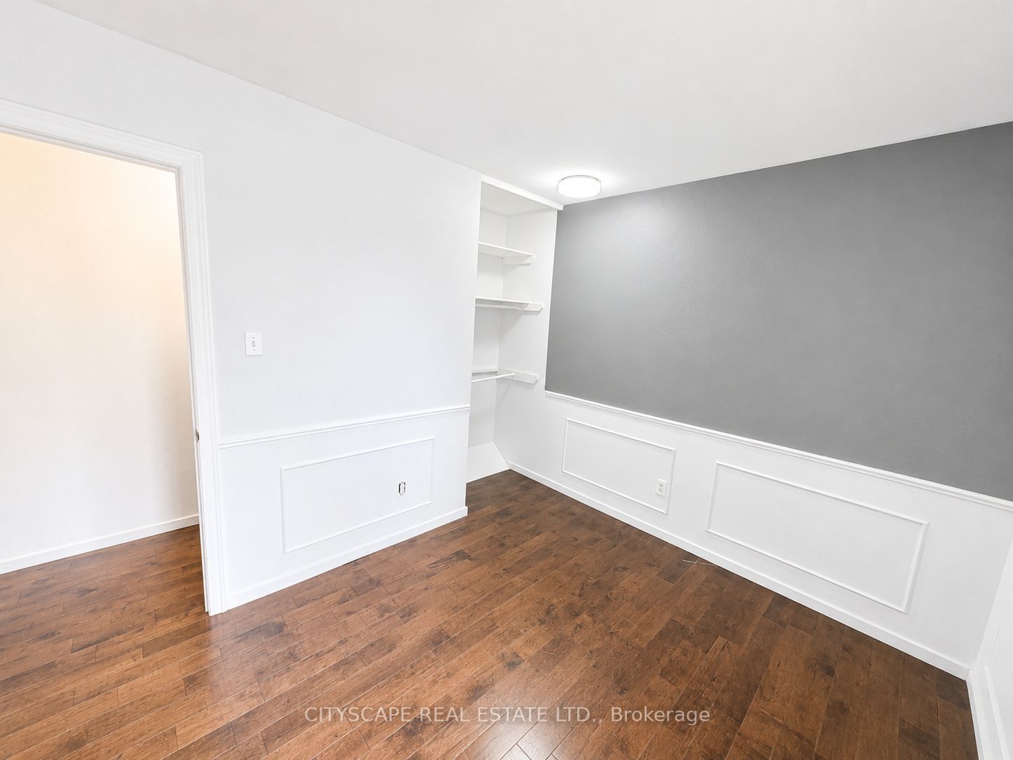 850 Berkshire Drive 8 Property Photo 20