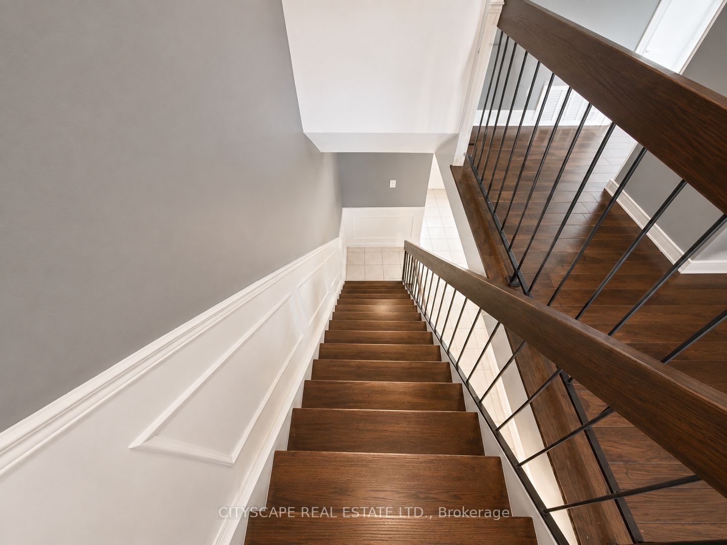 850 Berkshire Drive 8 Property Photo 24