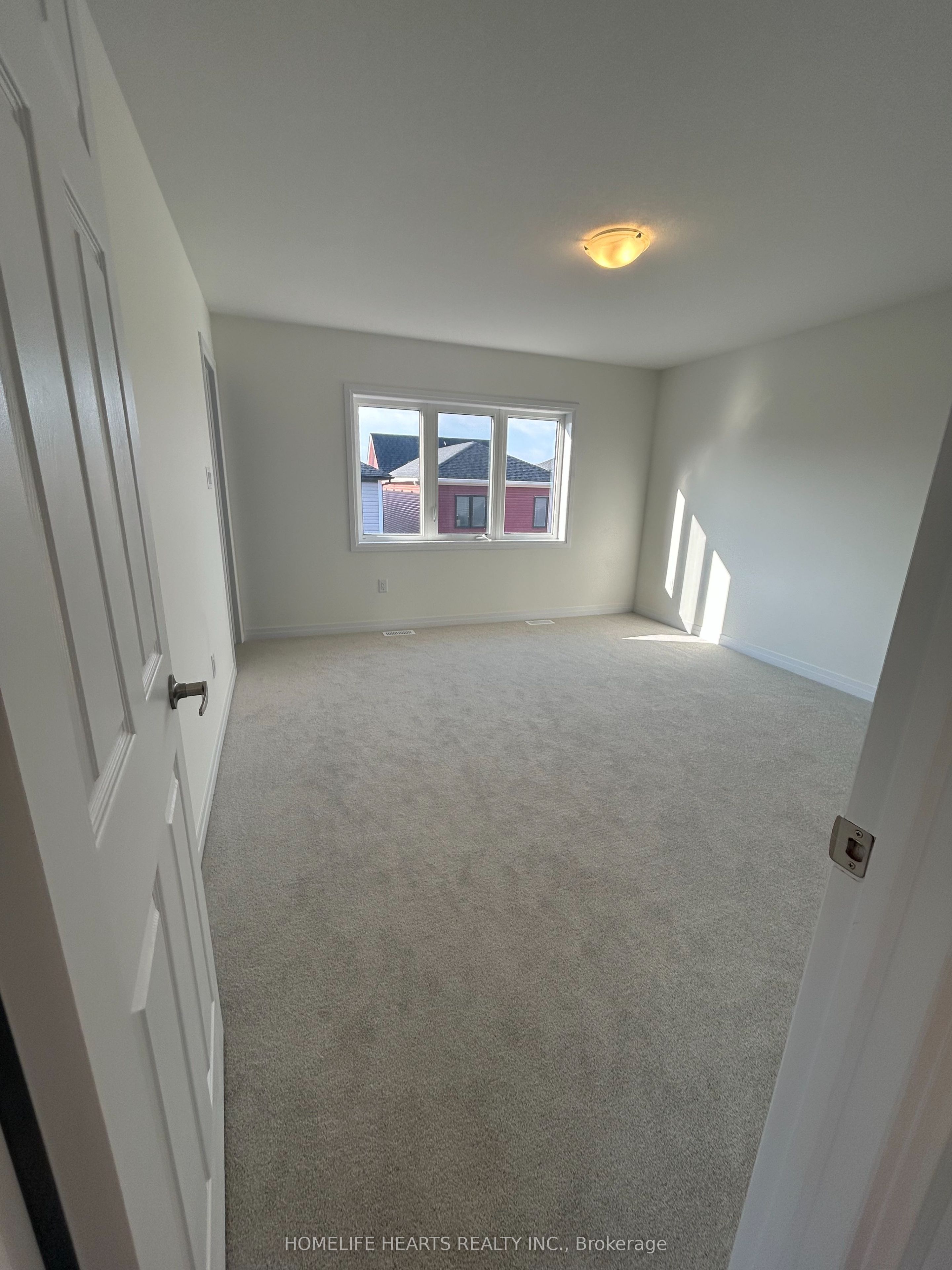 89 Brighton Lane Property Photo 36